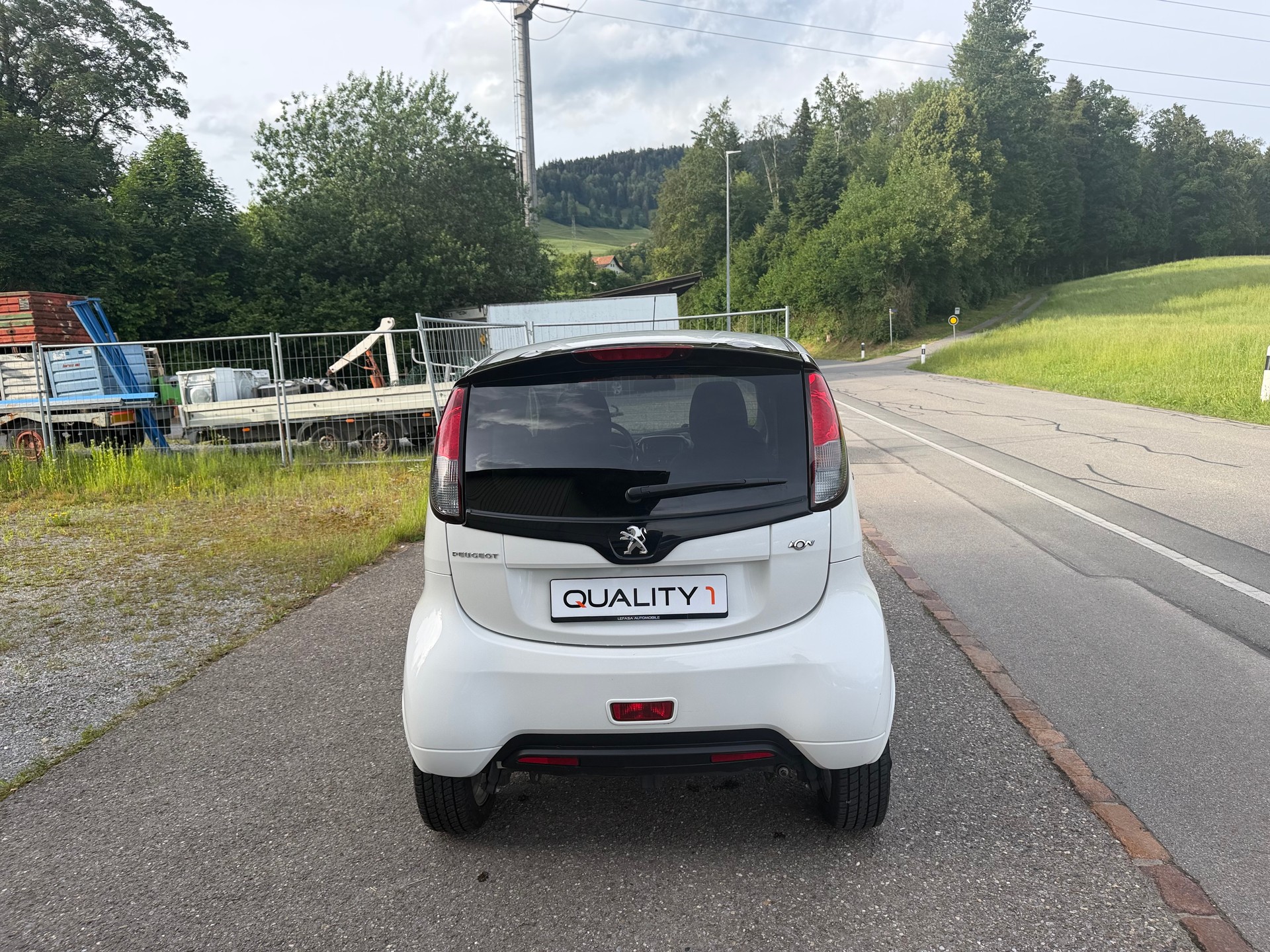 PEUGEOT iON Active-image-4