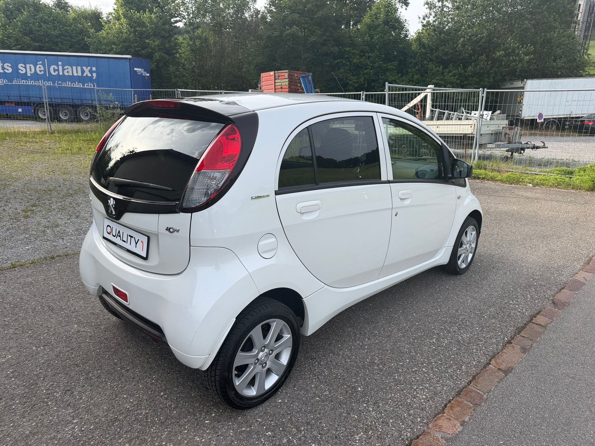 PEUGEOT iON Active-image-3