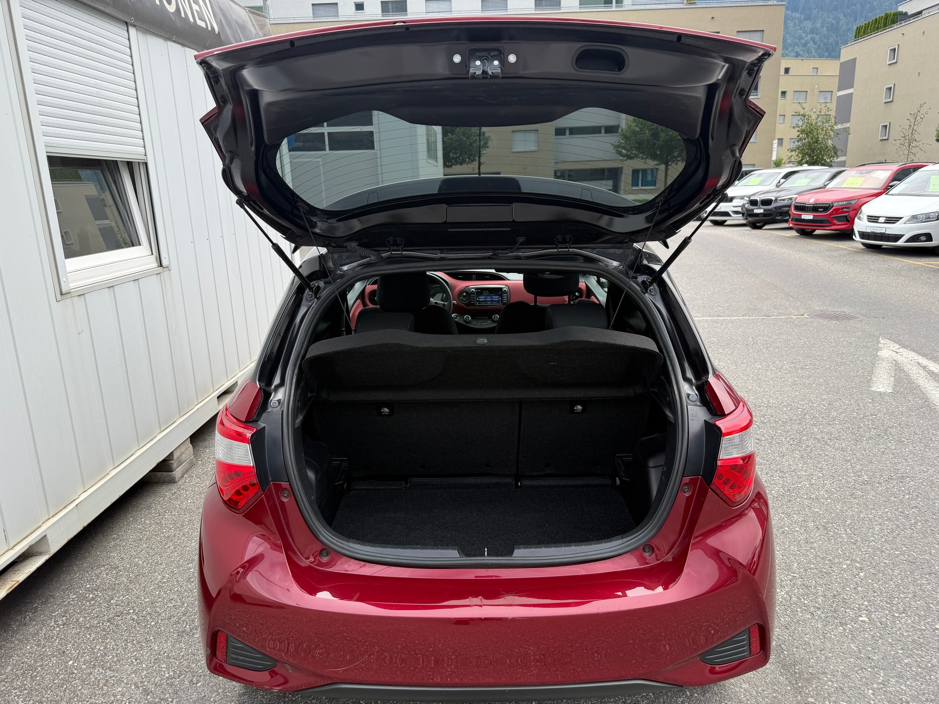 TOYOTA Yaris 1.5 Style EDITION *1. HAND * CH-FZ* DAB*KAMERA*-image-5