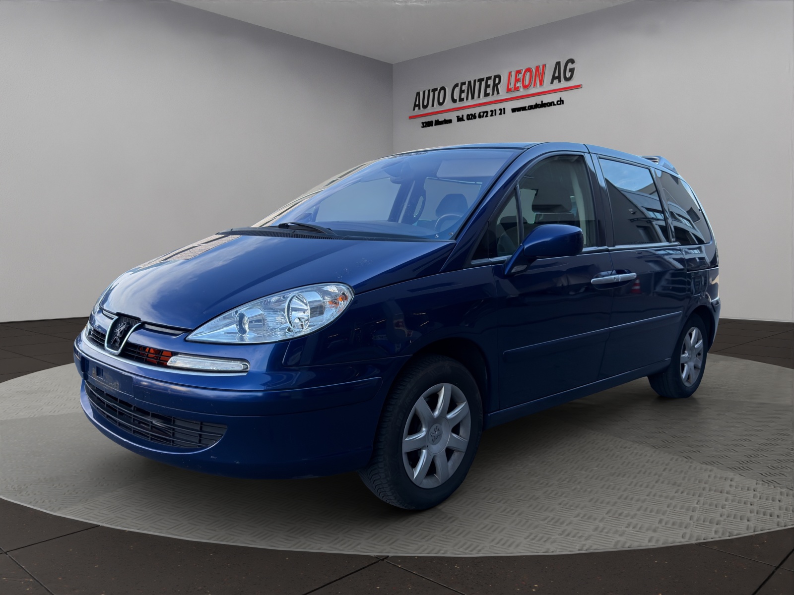 PEUGEOT 807 2.2 16V HDi SV-image-1