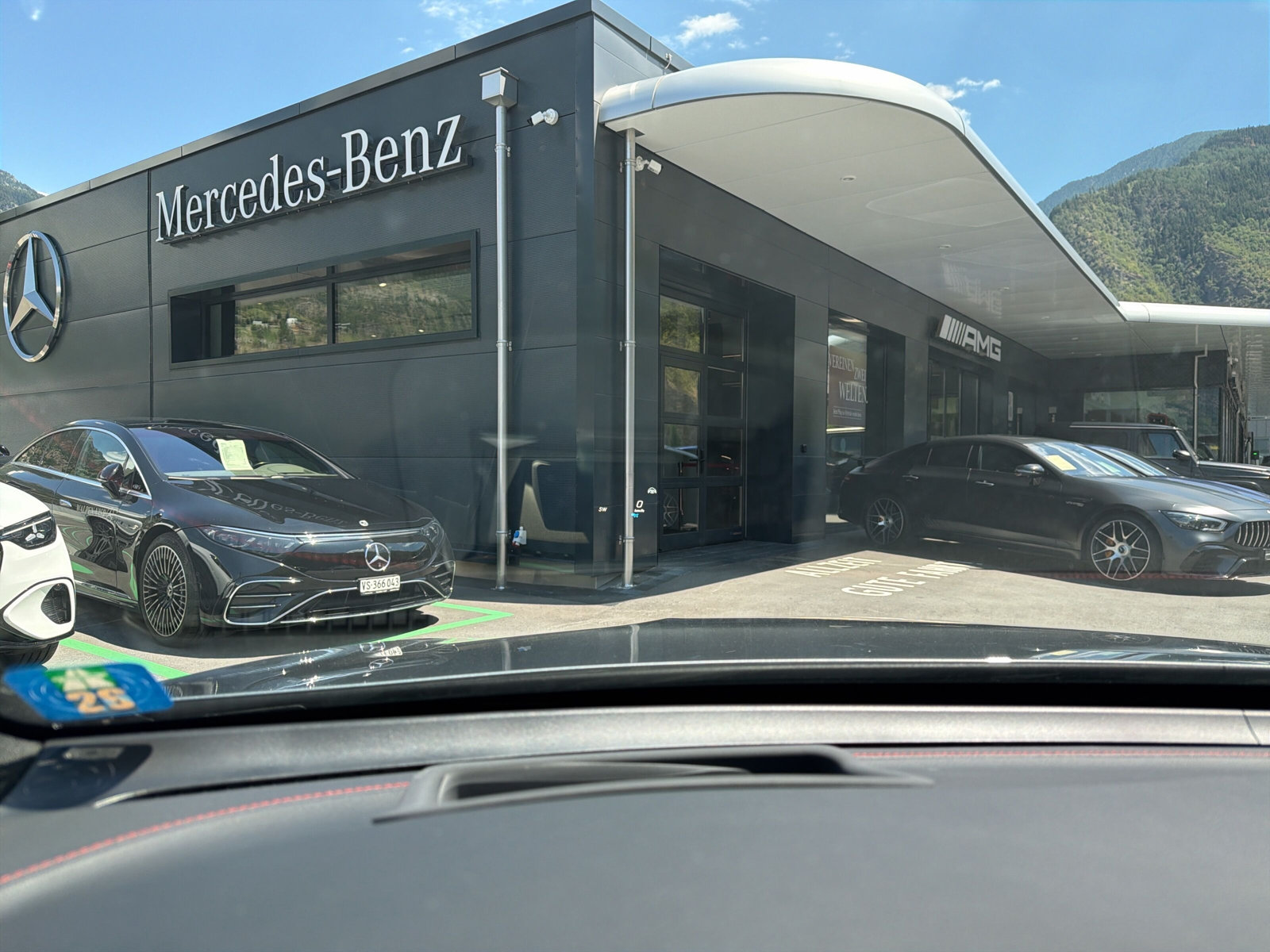 MERCEDES-BENZ GLC 220 d AMG Plus 4Matic-image-24