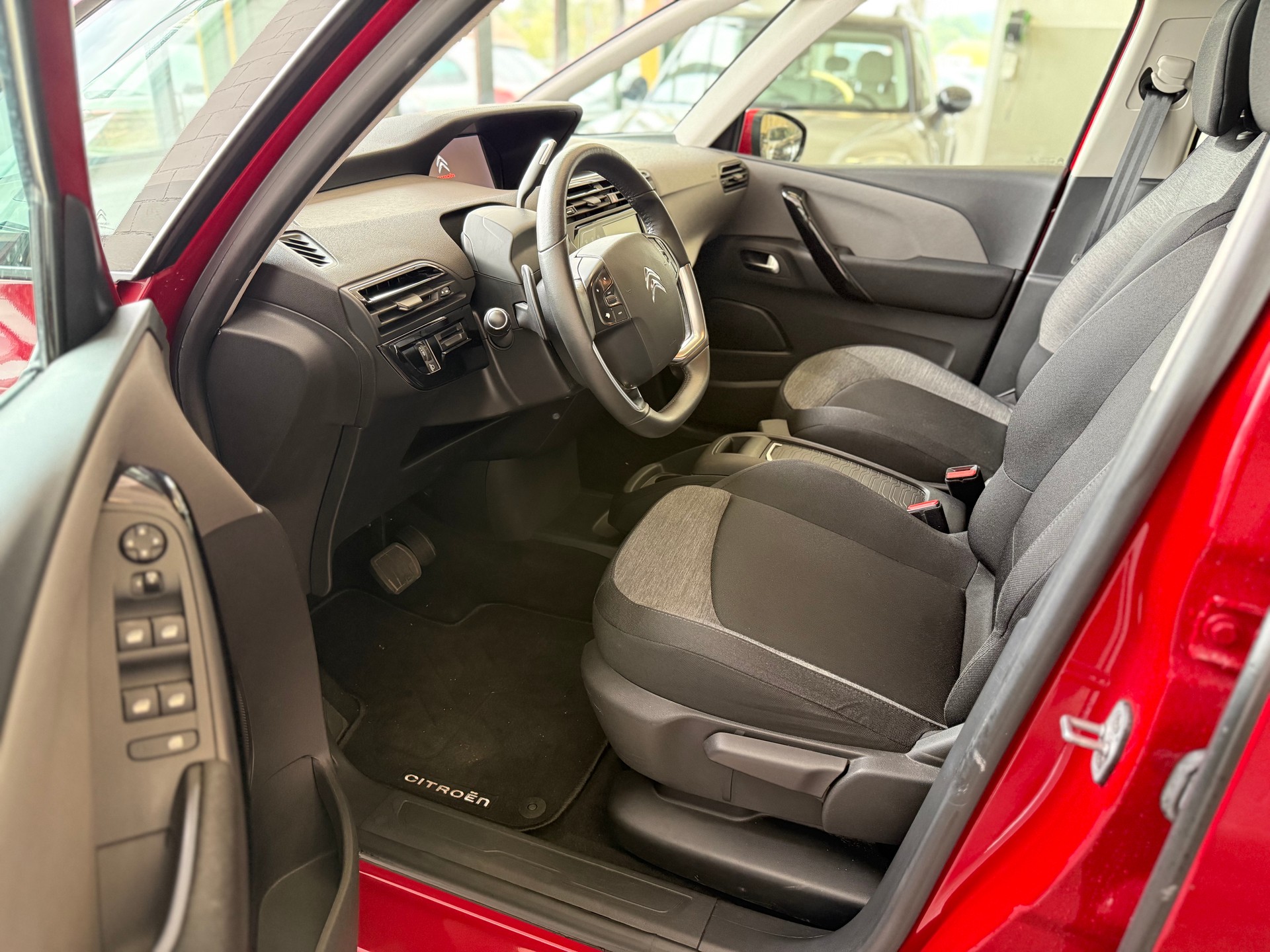 CITROEN C4 Spacetourer 1.2 Pure Tech Feel Edition EAT8-image-6