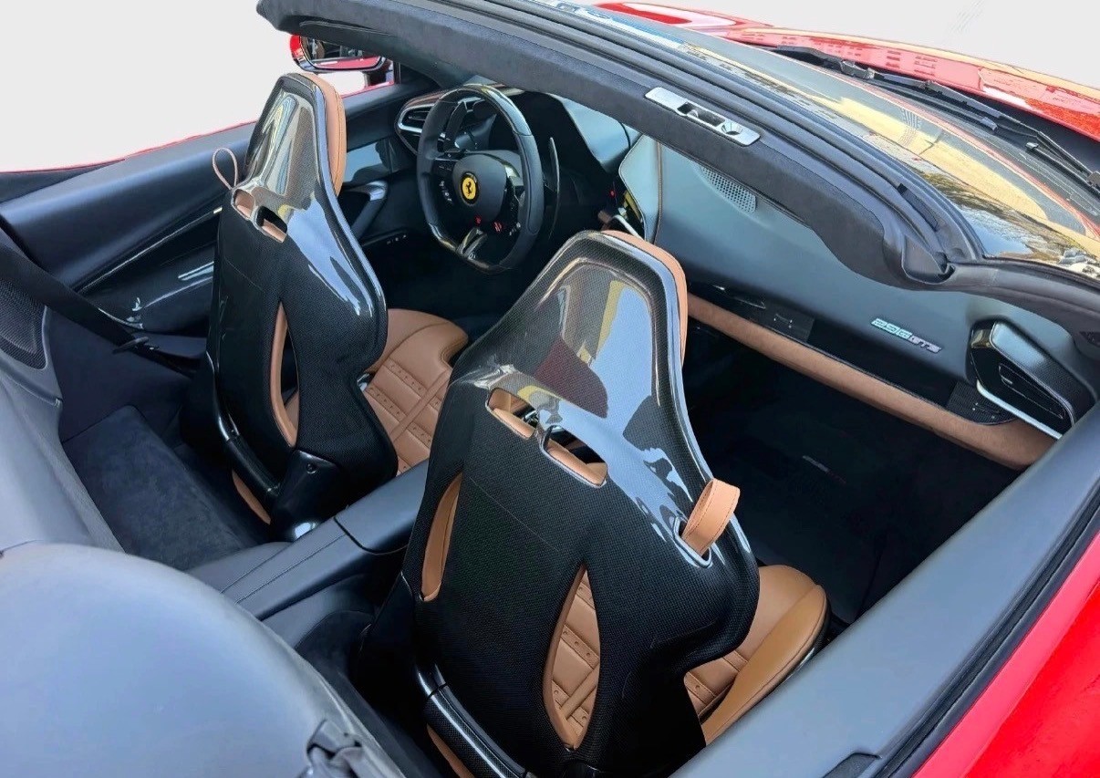 FERRARI 296 GTS "FULL CARBON"-image-10