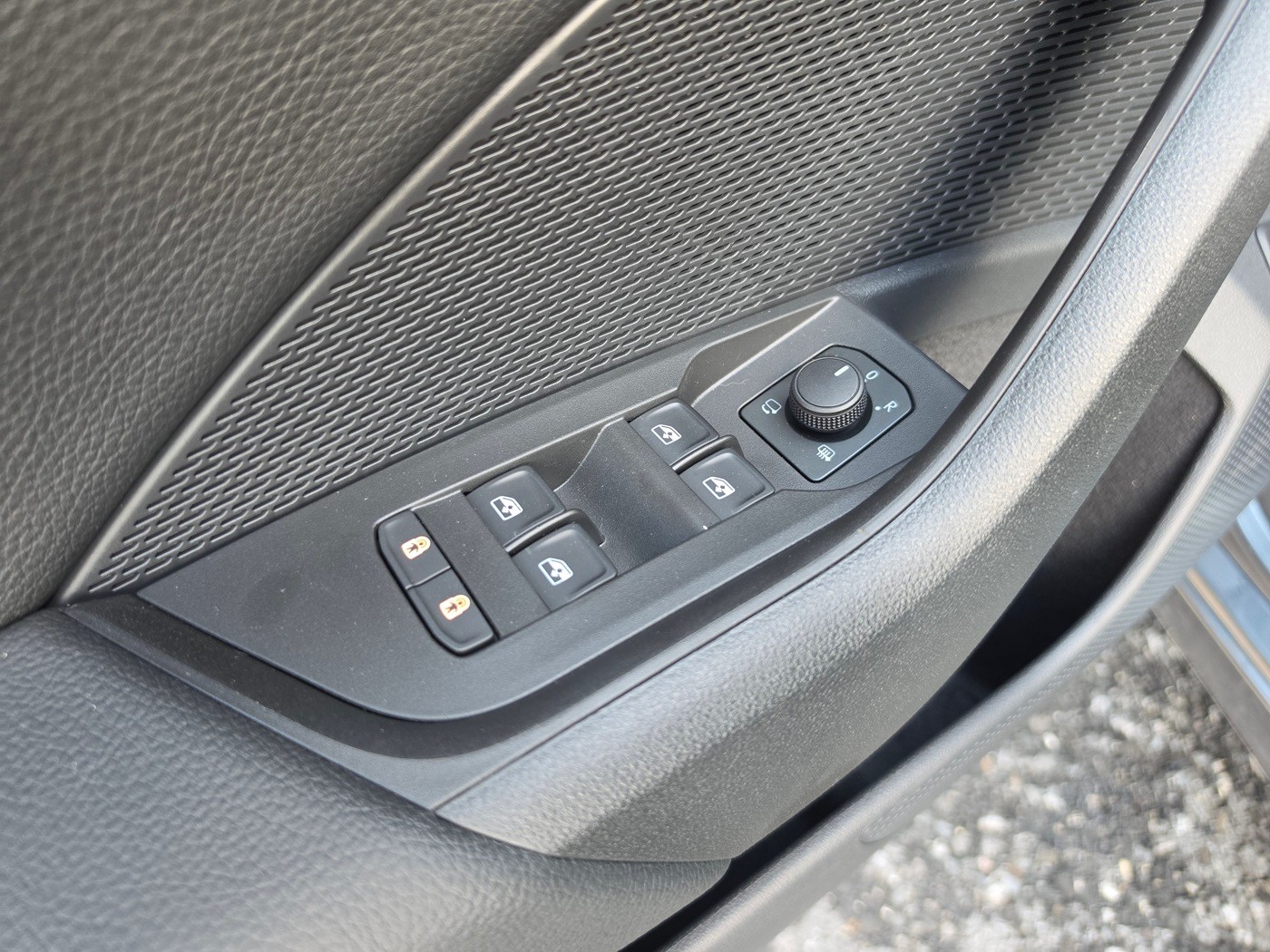 SKODA Octavia Combi 2.0 TSI DSG Dynamic 4x4-image-21