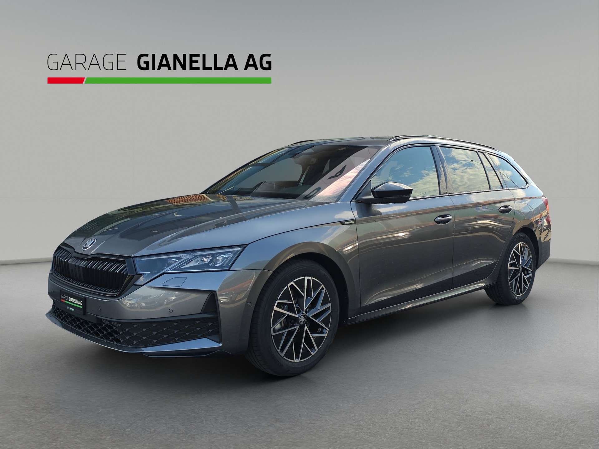 SKODA Octavia Combi 2.0 TSI DSG Dynamic 4x4
