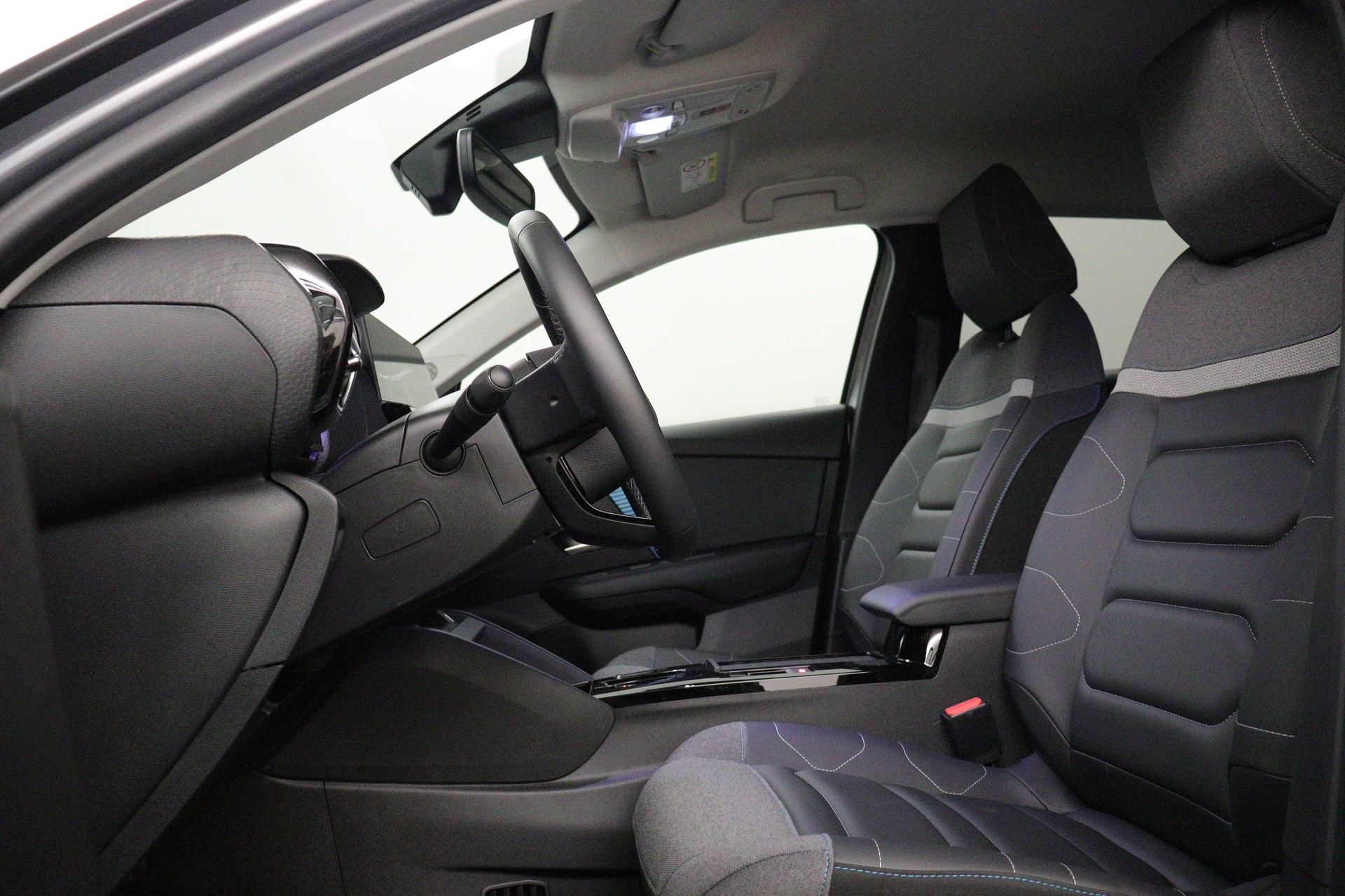 CITROEN e-C4 Shine-image-4