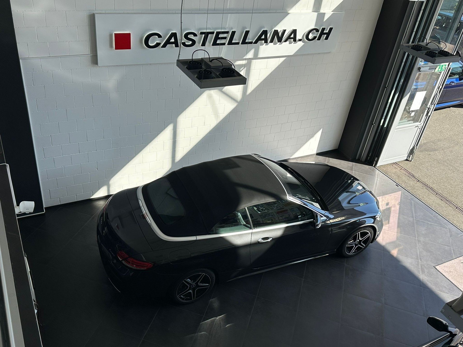 MERCEDES-BENZ C 200 Cabriolet 4Matic 9G-Tronic-image-11