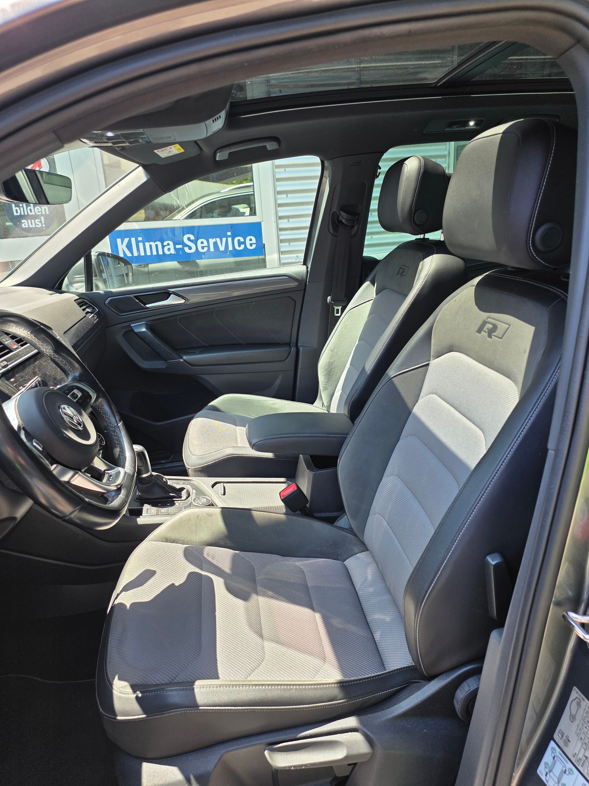 VW Tiguan 2.0TSI Highline 4Motion DSG-image-5