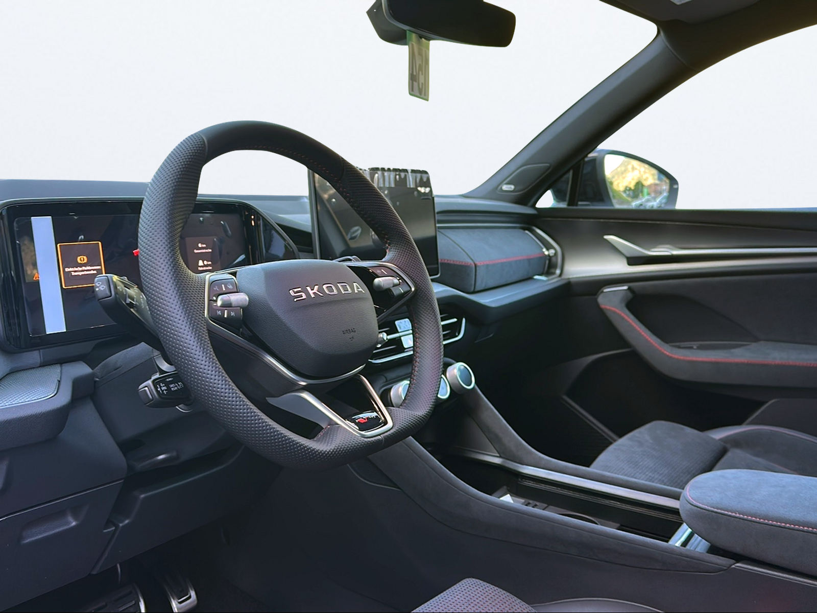 SKODA Kodiaq 2.0 TSI RS 4x4-image-10