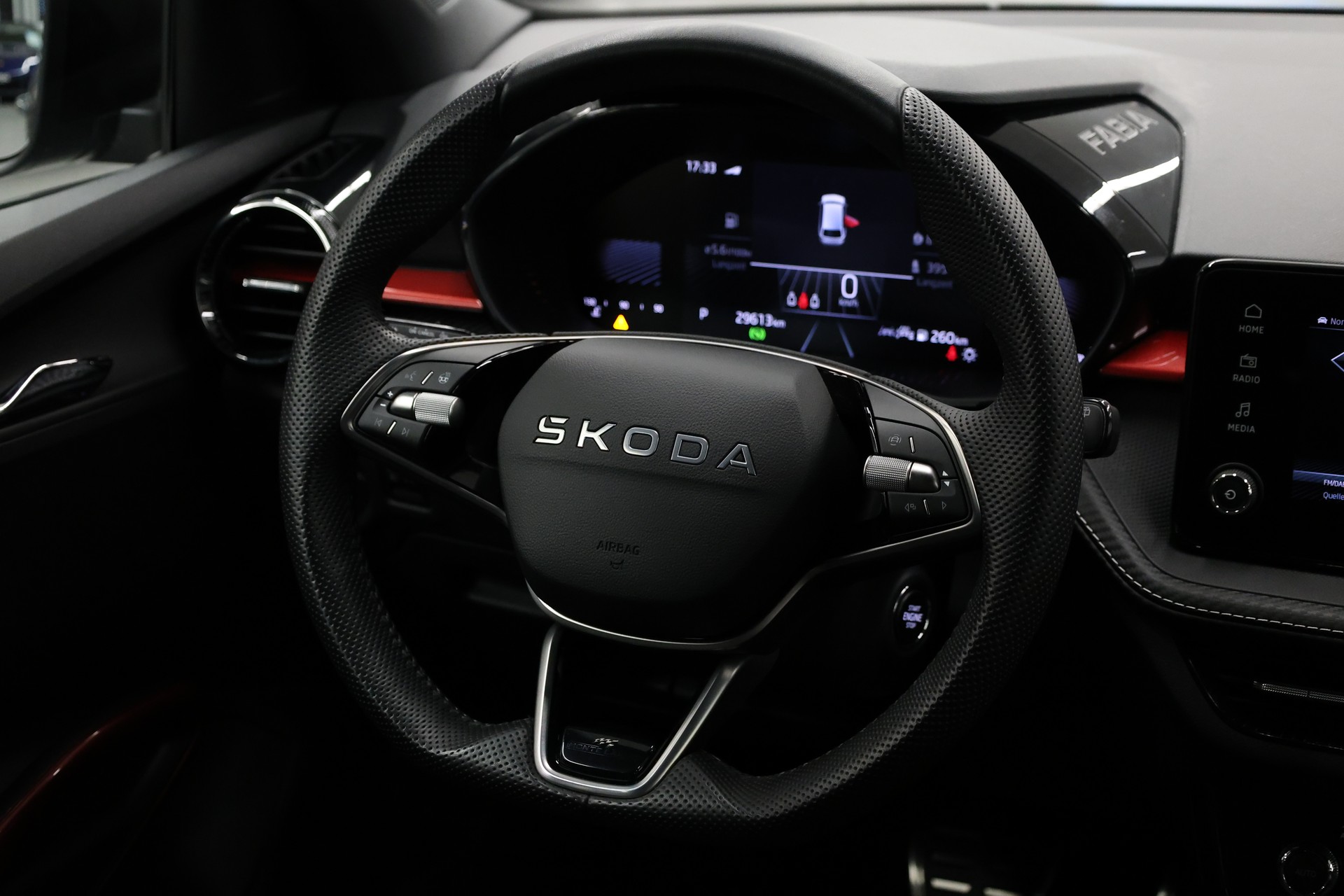 SKODA Fabia 1.0 TSI Monte Carlo DSG-image-17