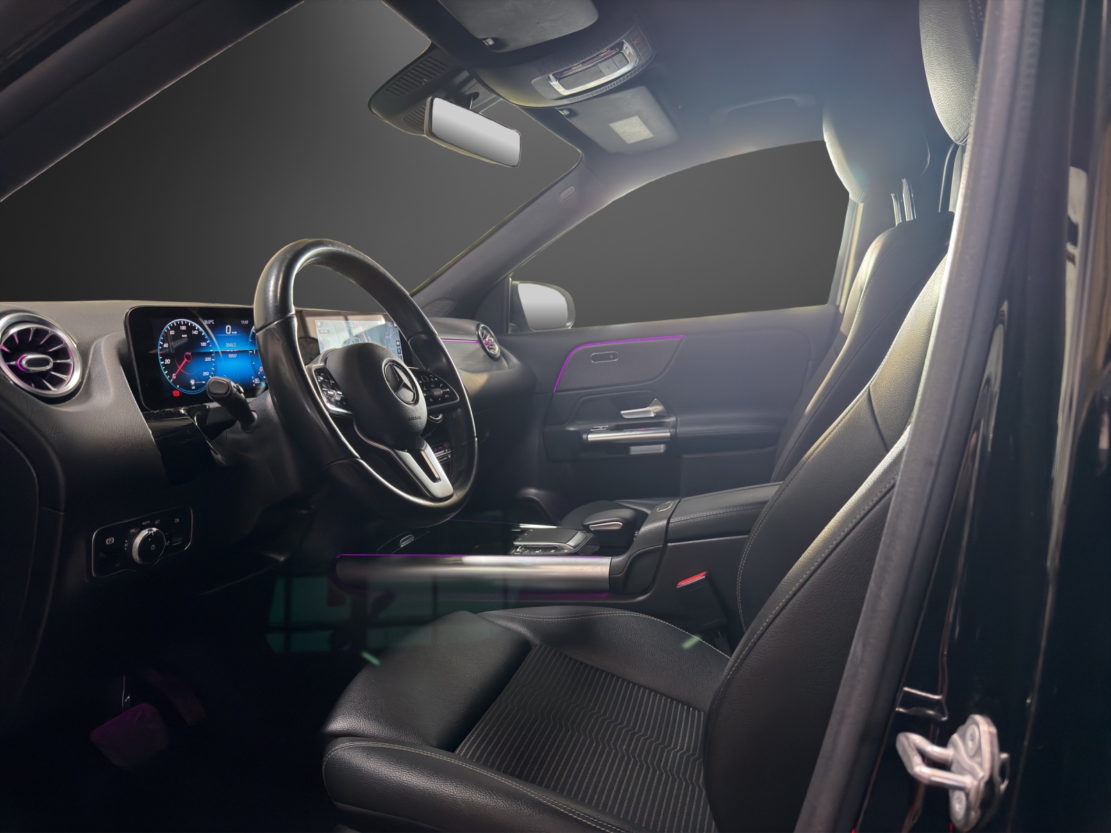 MERCEDES-BENZ GLA 200d Progress. 4Matic-image-5