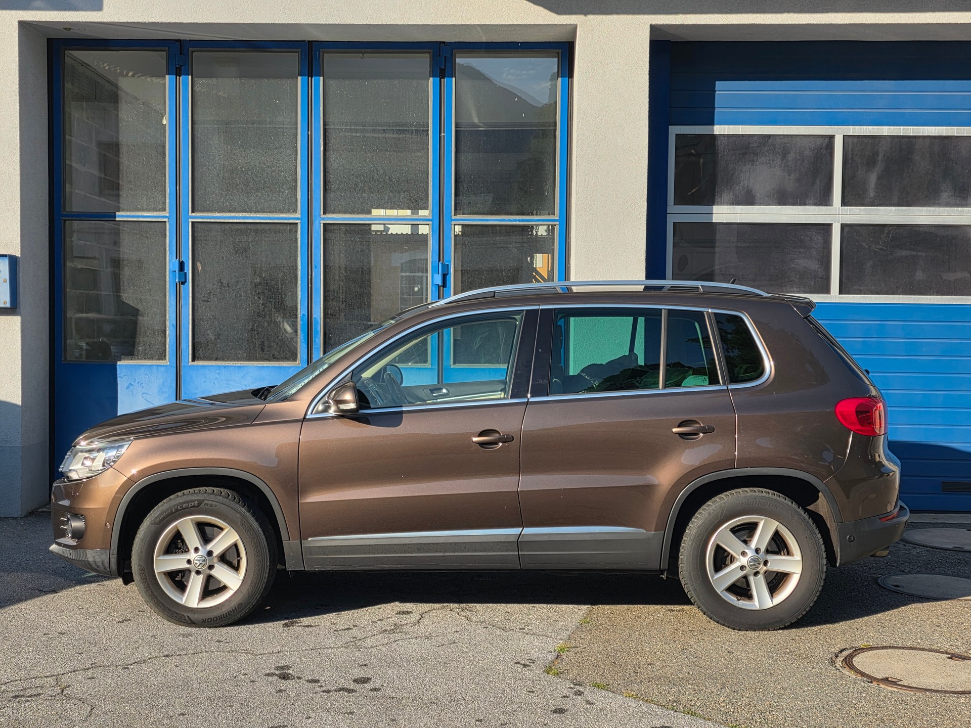 VW Tiguan 2.0 TSI Sport&Style 4Motion DSG-image-2