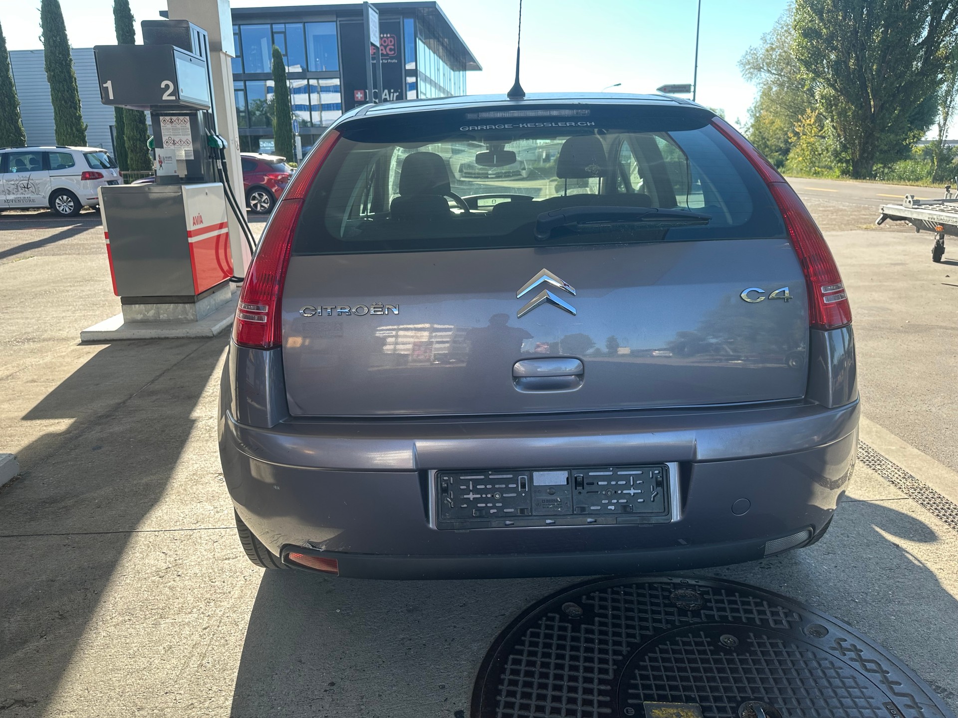 CITROEN C4 Berline 1.6i 16V SX-image-4