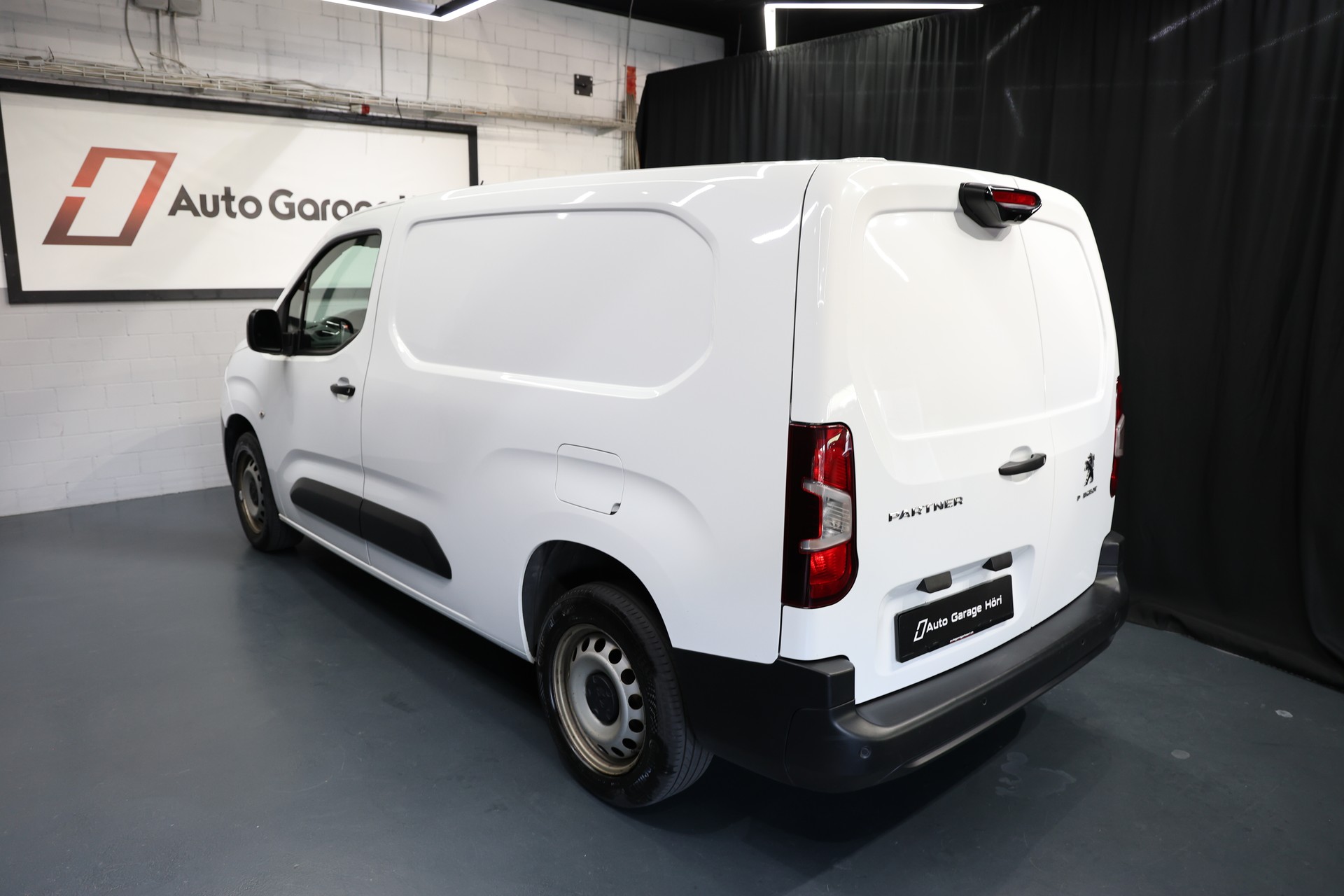 PEUGEOT Partner 1.5 Blue HDi s/s Long Automat-image-12