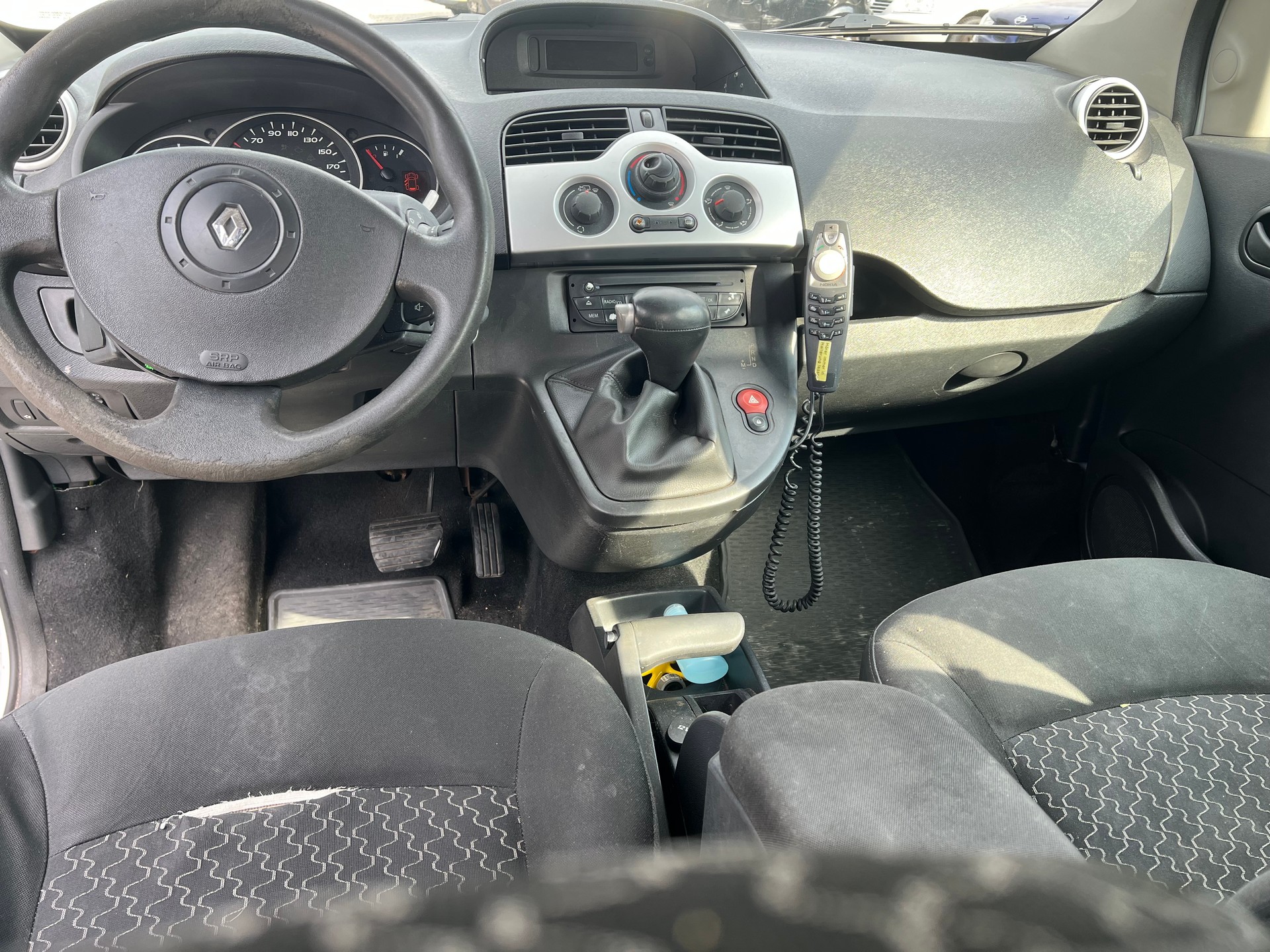 RENAULT Kangoo 1.6 16V Dynamique Automatic-image-7