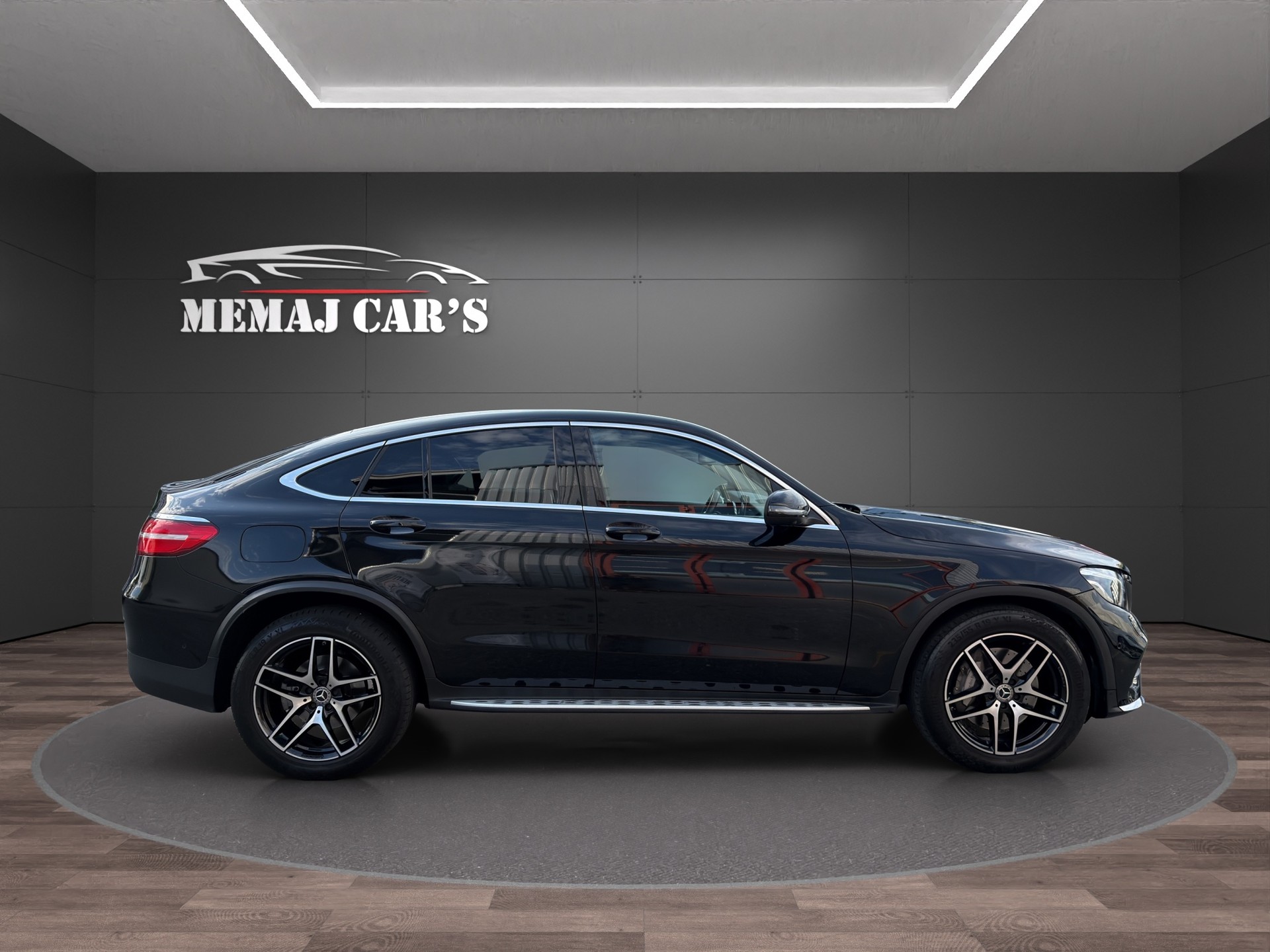 MERCEDES-BENZ GLC Coupé 250 d AMG Line 4Matic 9G-Tronic-image-3
