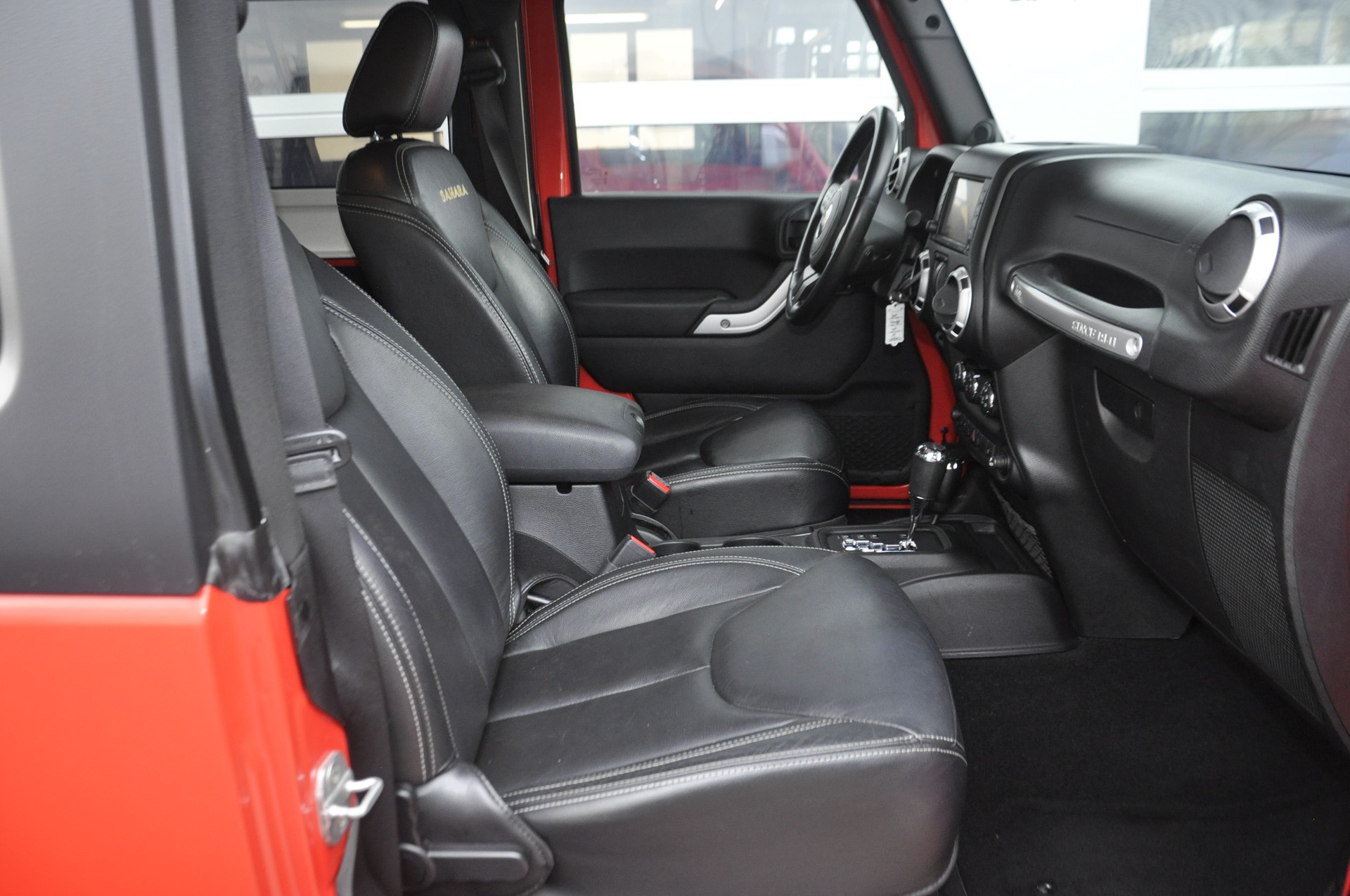 JEEP Wrangler 2.8 CRD Sahara Automatic hardtop-image-6