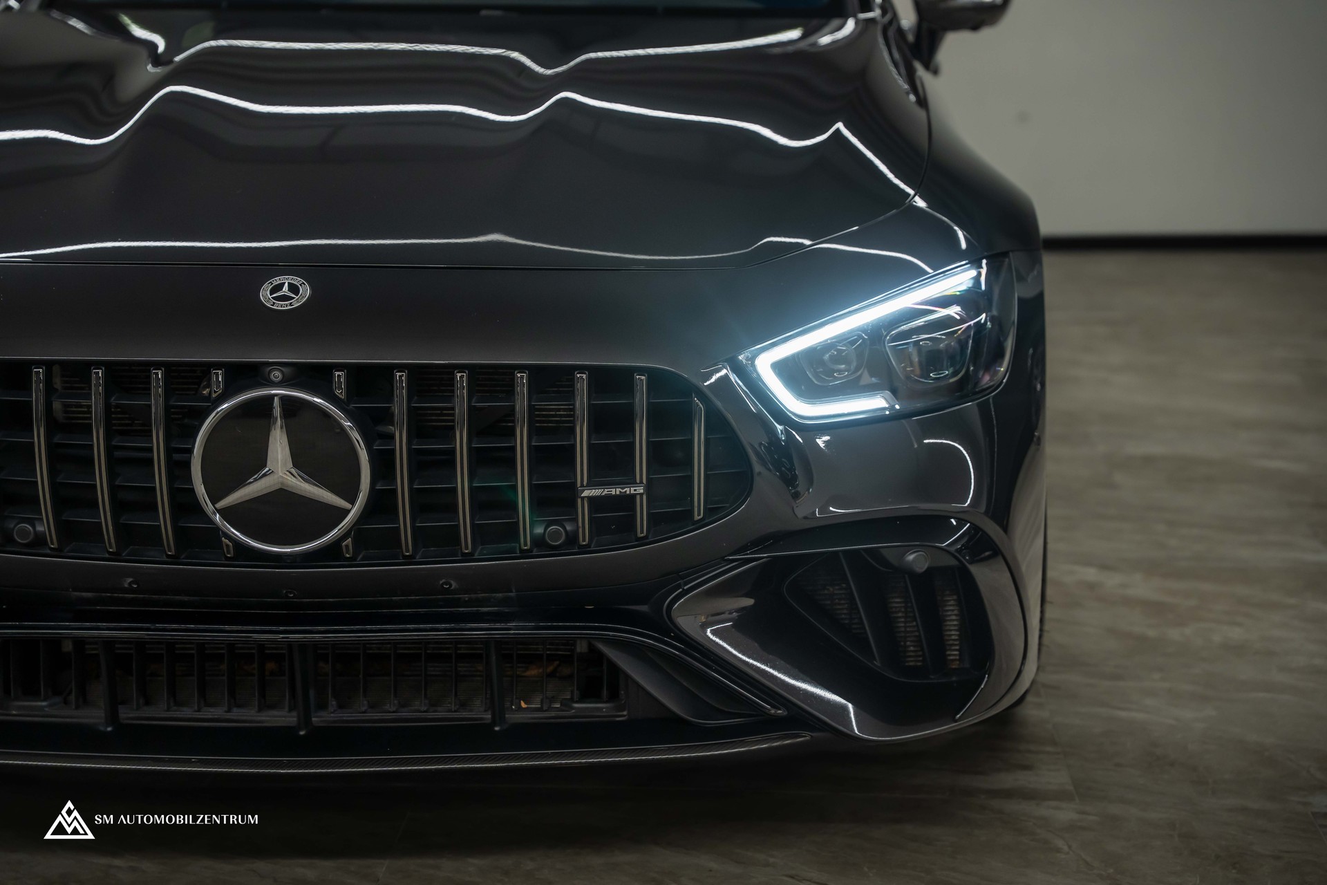 MERCEDES-BENZ AMG GT 63 S E Performance 4matic+ / Aero / Keramikbremsen / Carbon / Panorama-image-5