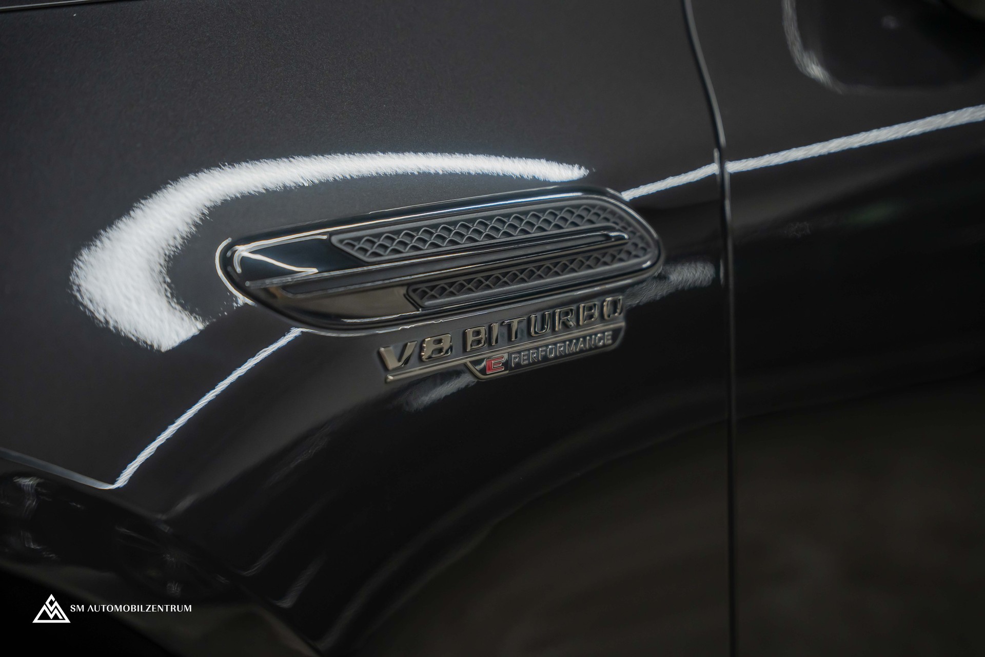 MERCEDES-BENZ AMG GT 63 S E Performance 4matic+ / Aero / Keramikbremsen / Carbon / Panorama-showroom-element-2