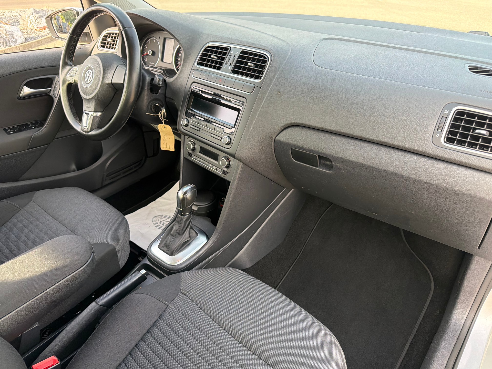 VW Polo 1.2 TSI Comfortline DSG-image-5