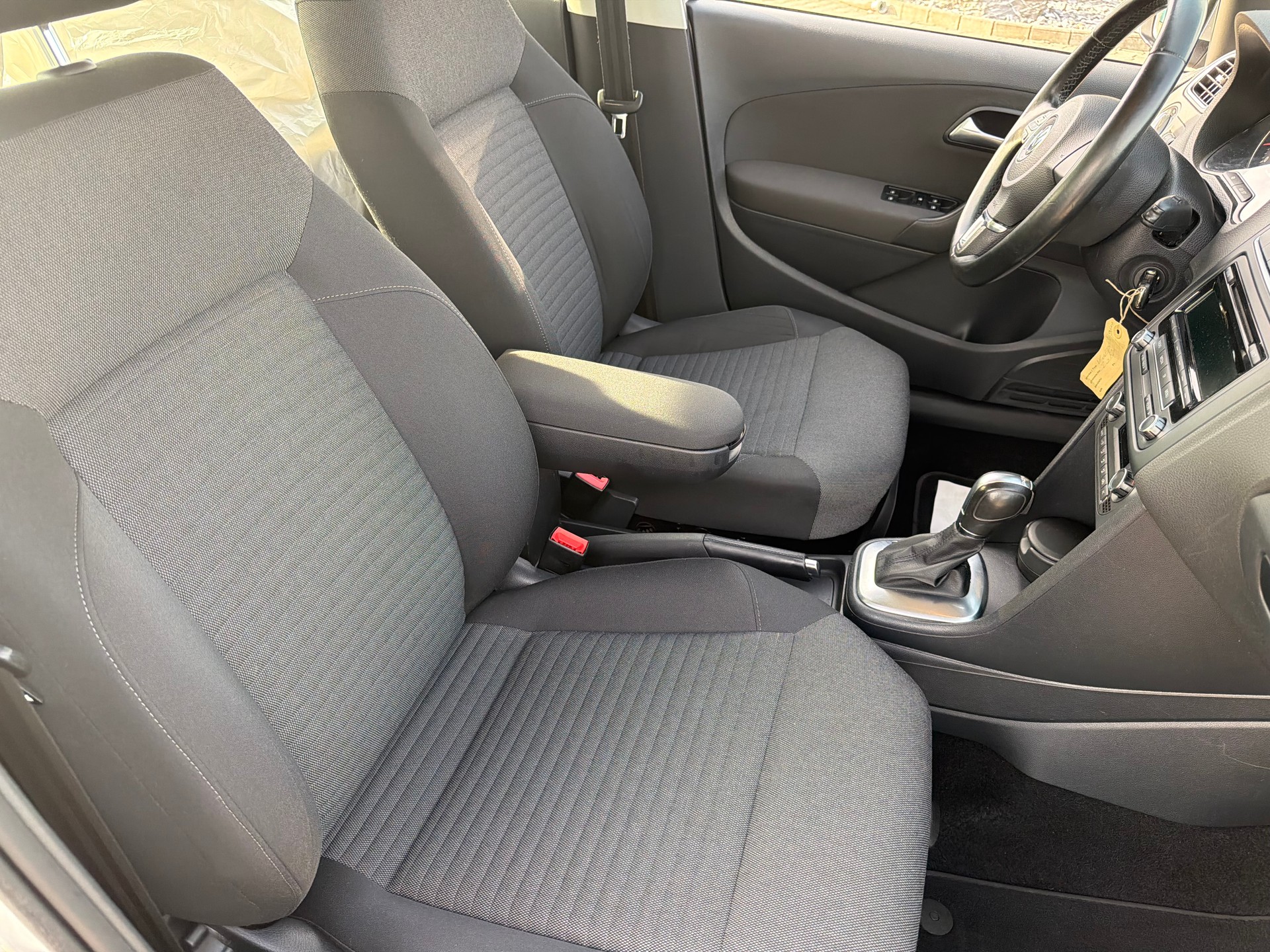 VW Polo 1.2 TSI Comfortline DSG-image-6