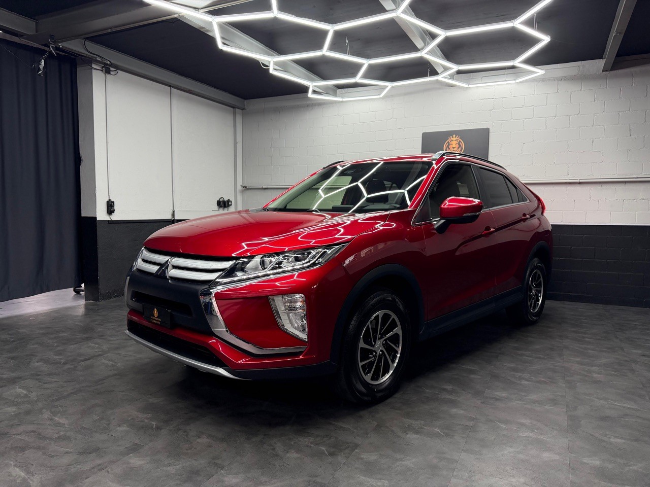 MITSUBISHI Eclipse Cross 1.5 T-Mivec Value 4WD CVT-showroom-element-2