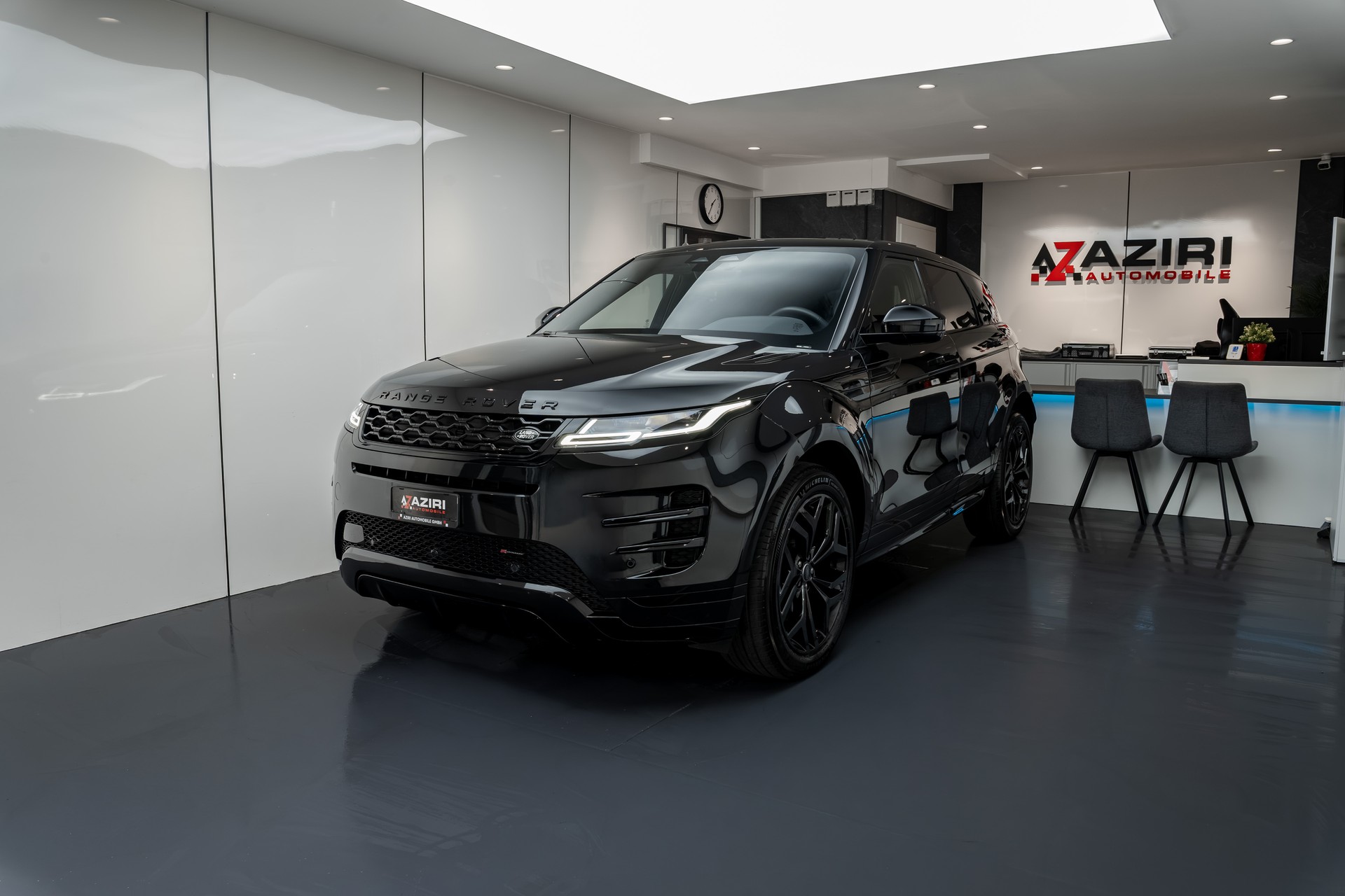 LAND ROVER Range Rover Evoque R-Dynamic P 200 SE Black Editon