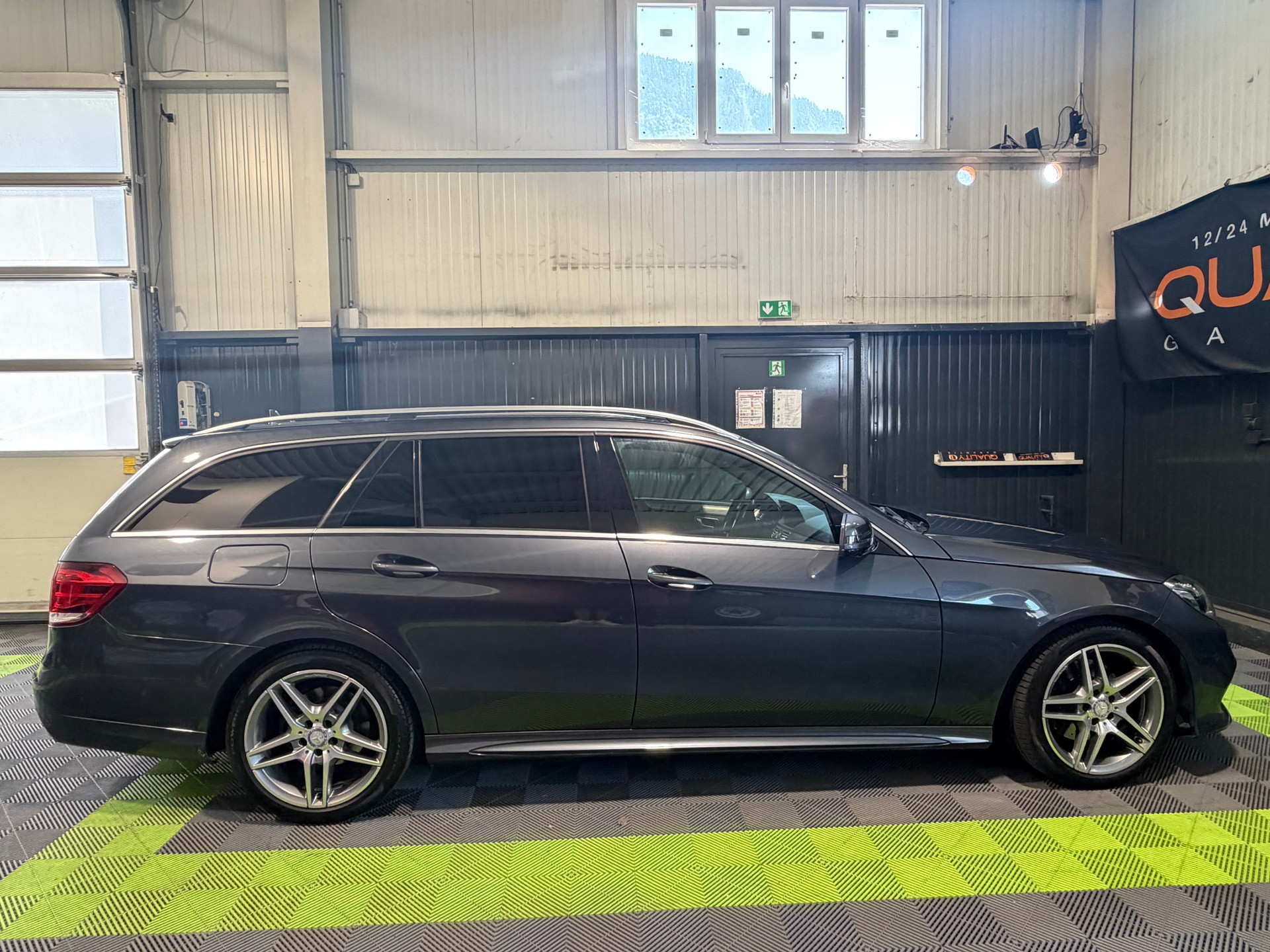 MERCEDES-BENZ E 250 CDI Avantgarde 4Matic 7G-Tronic-image-6