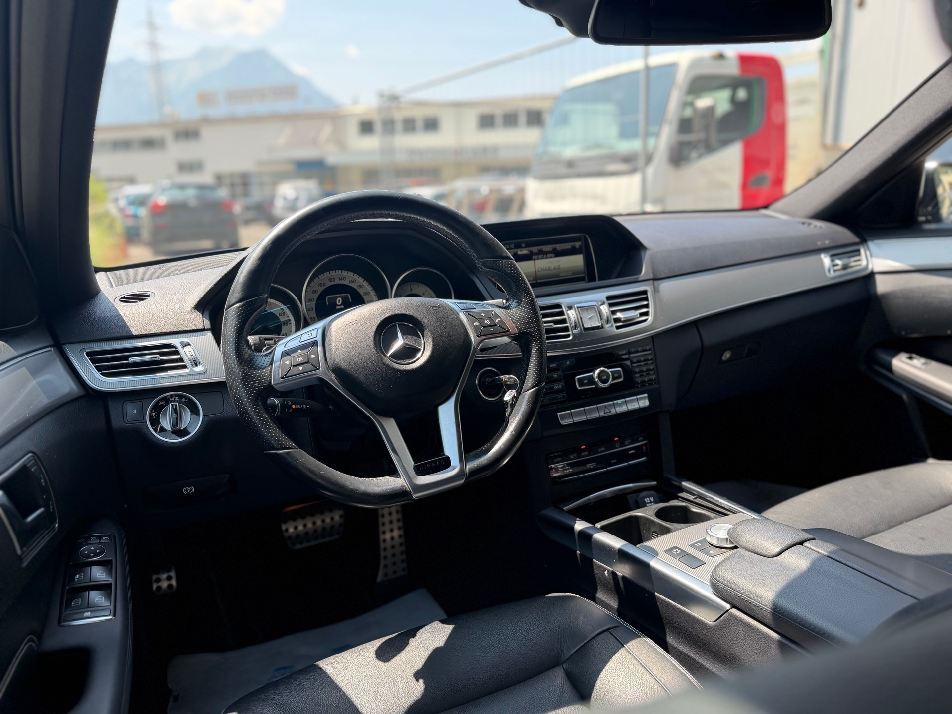 MERCEDES-BENZ E 250 CDI Avantgarde 4Matic 7G-Tronic-image-11