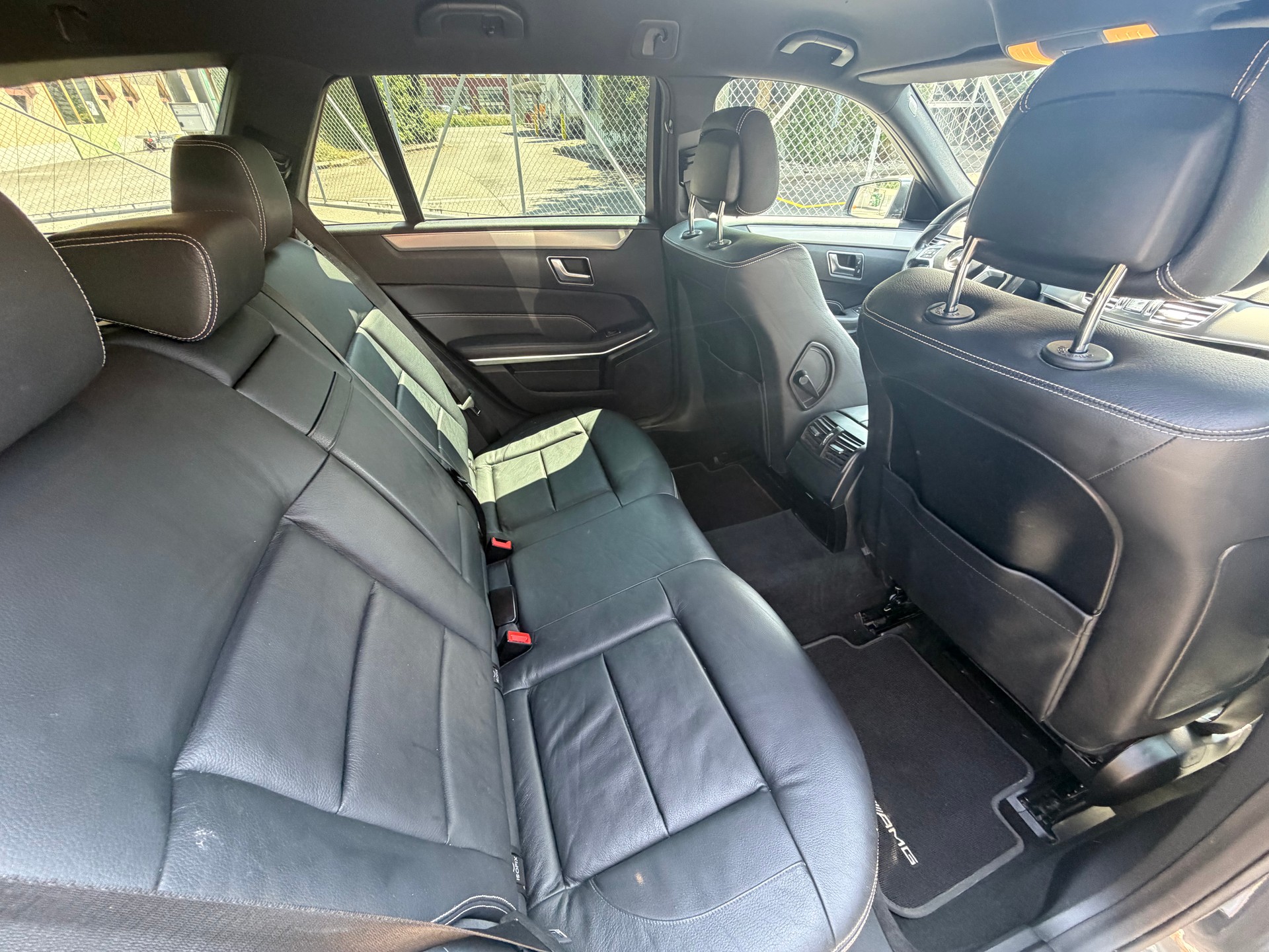 MERCEDES-BENZ E 250 CDI Avantgarde 4Matic 7G-Tronic-image-9