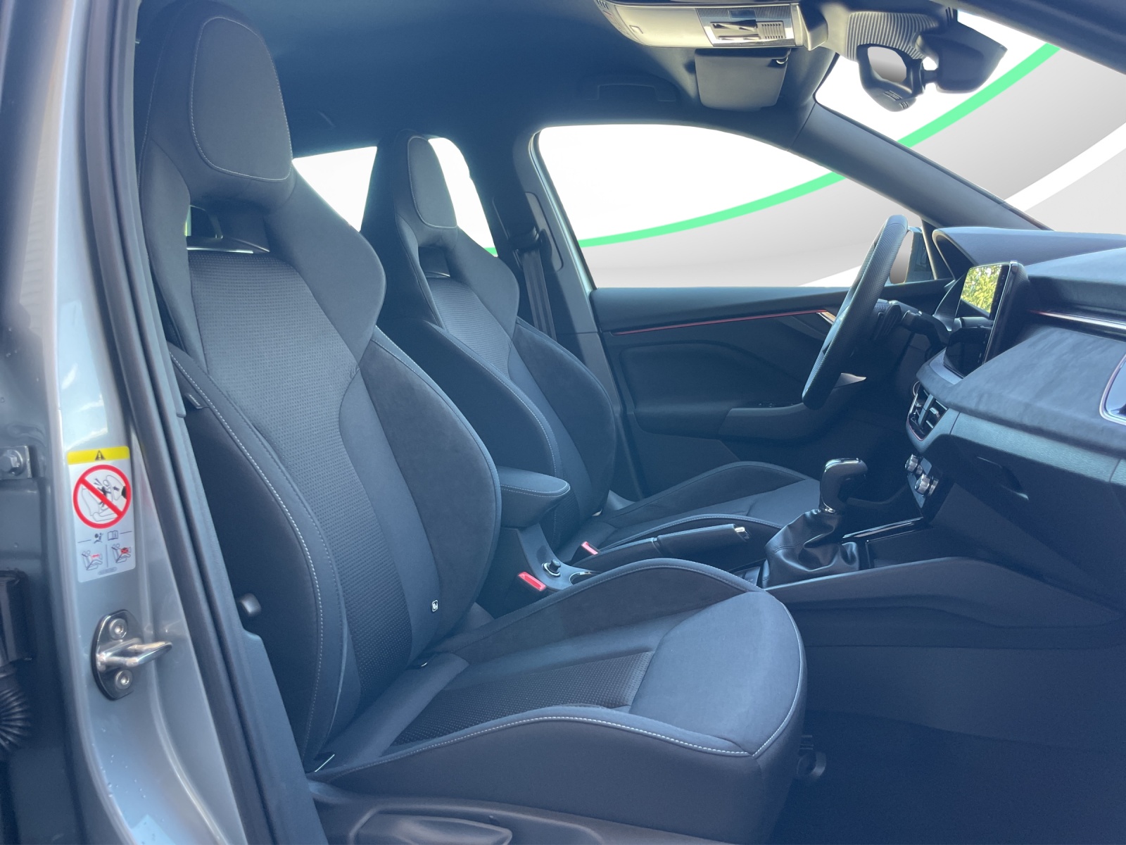 SKODA Kamiq 1.5 TSI Dynamic DSG-image-12