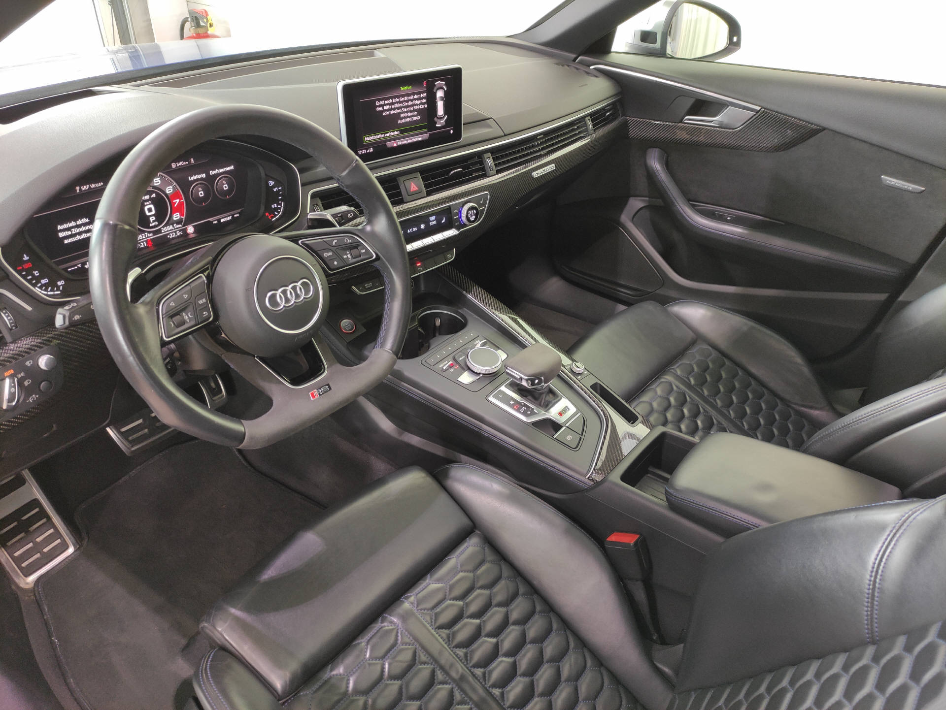 AUDI RS4 Avant 2.9 V6 TFSI quattro T-Tronic-showroom-element-3