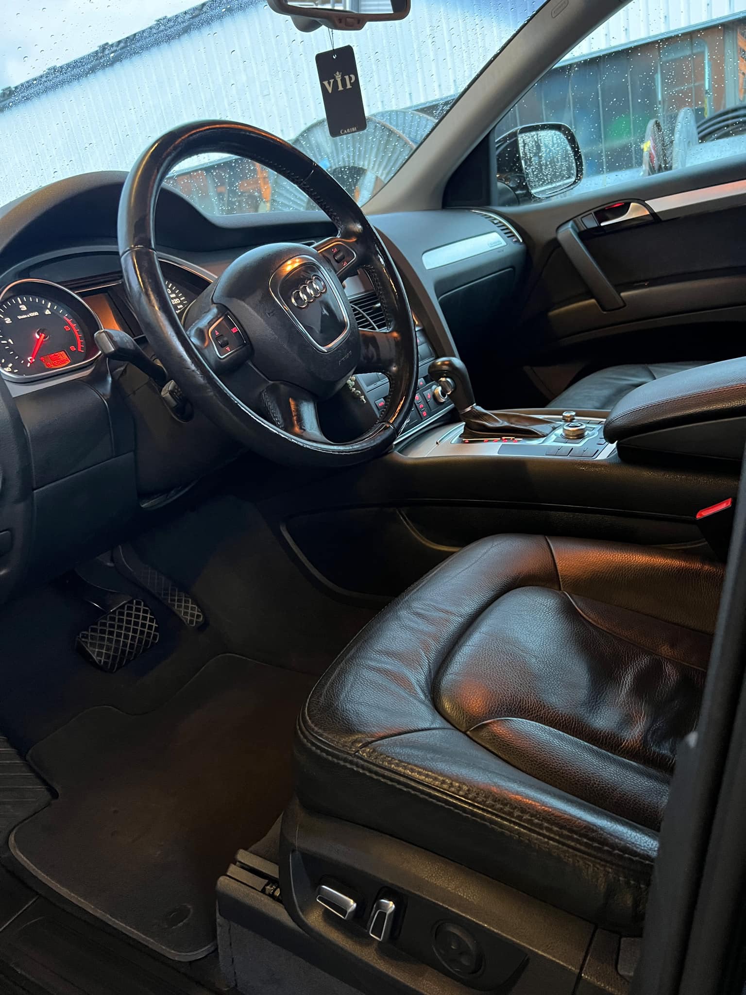 AUDI 3.0 V6 TDI quattro T-Tronic-image-5