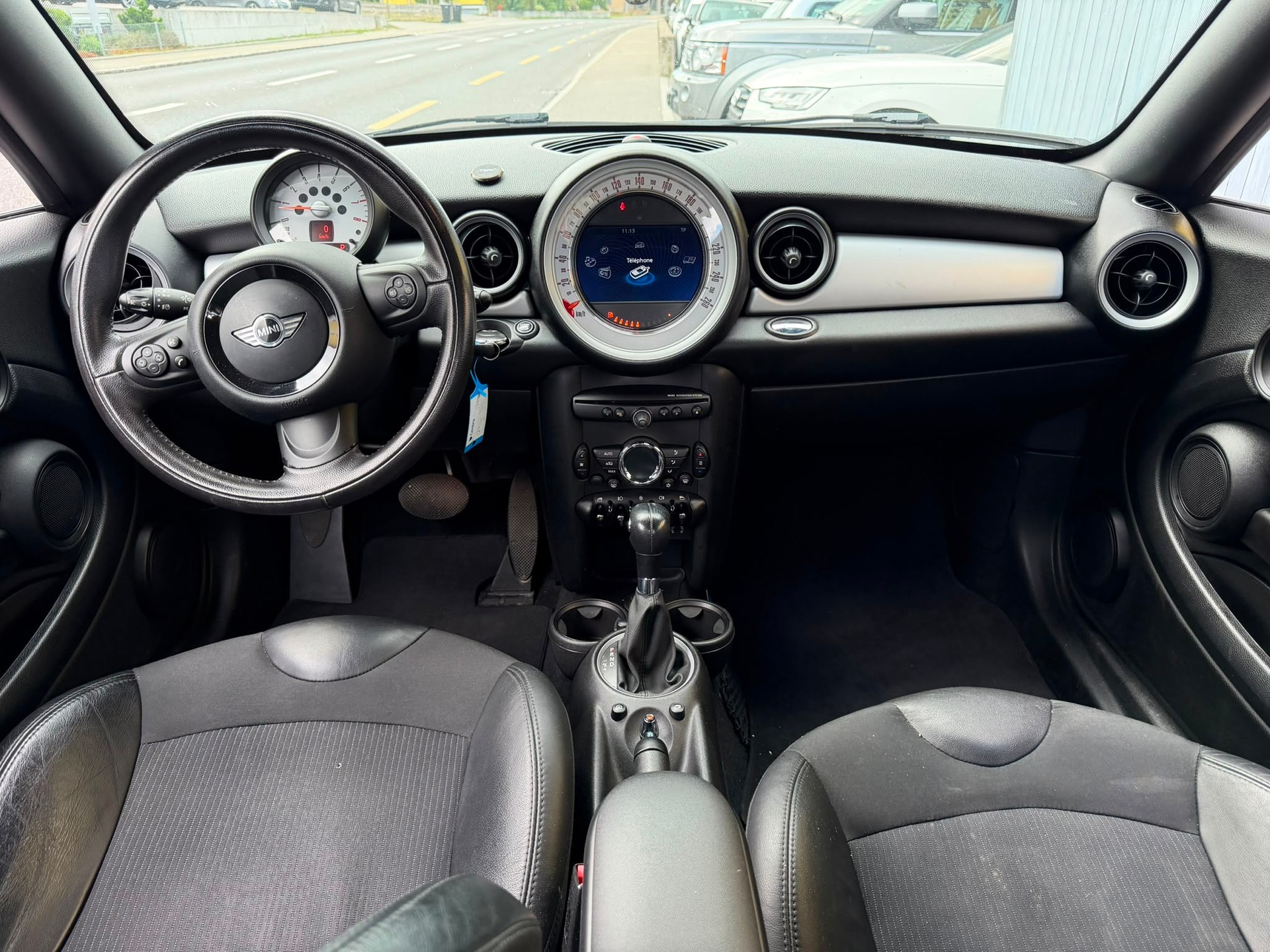 MINI Cooper Coupé Steptronic-image-10