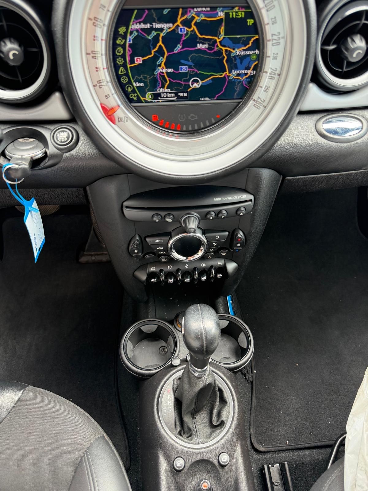 MINI Cooper Coupé Steptronic-image-12