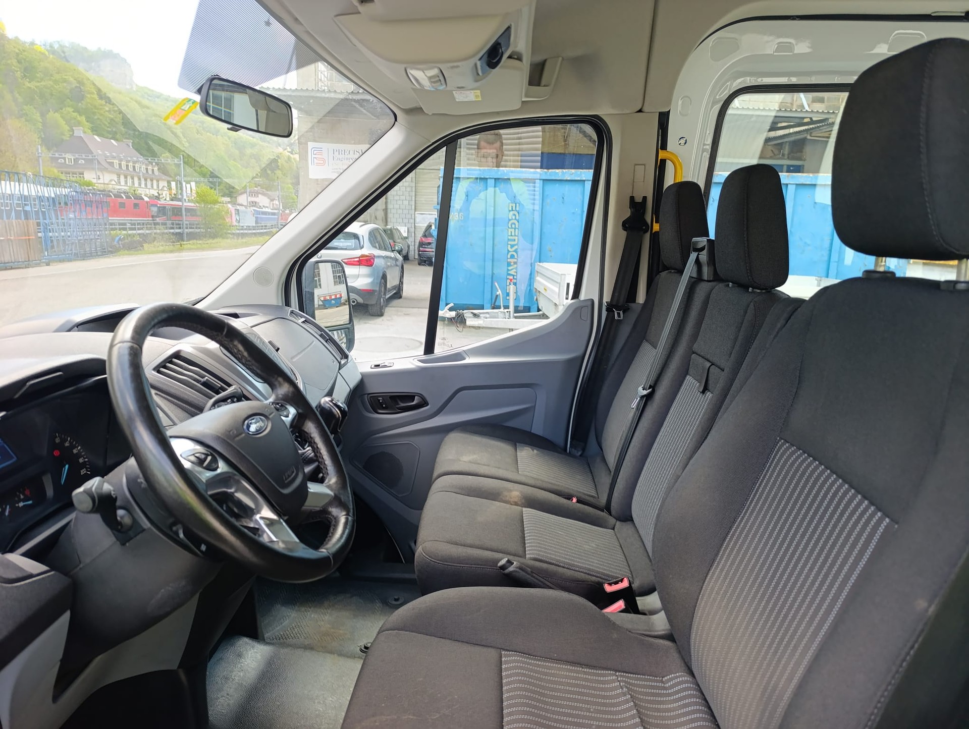 FORD Transit-image-5