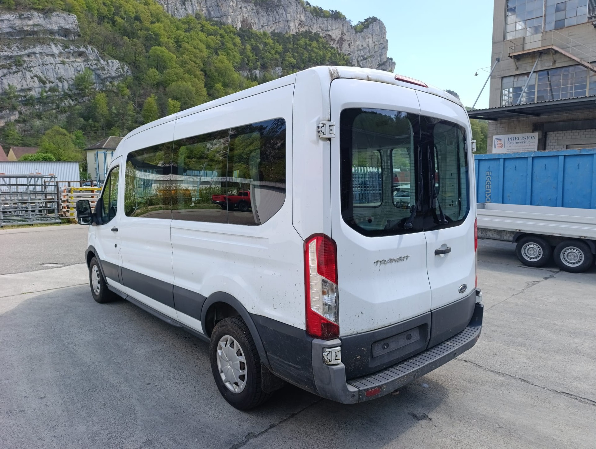 FORD Transit-image-3