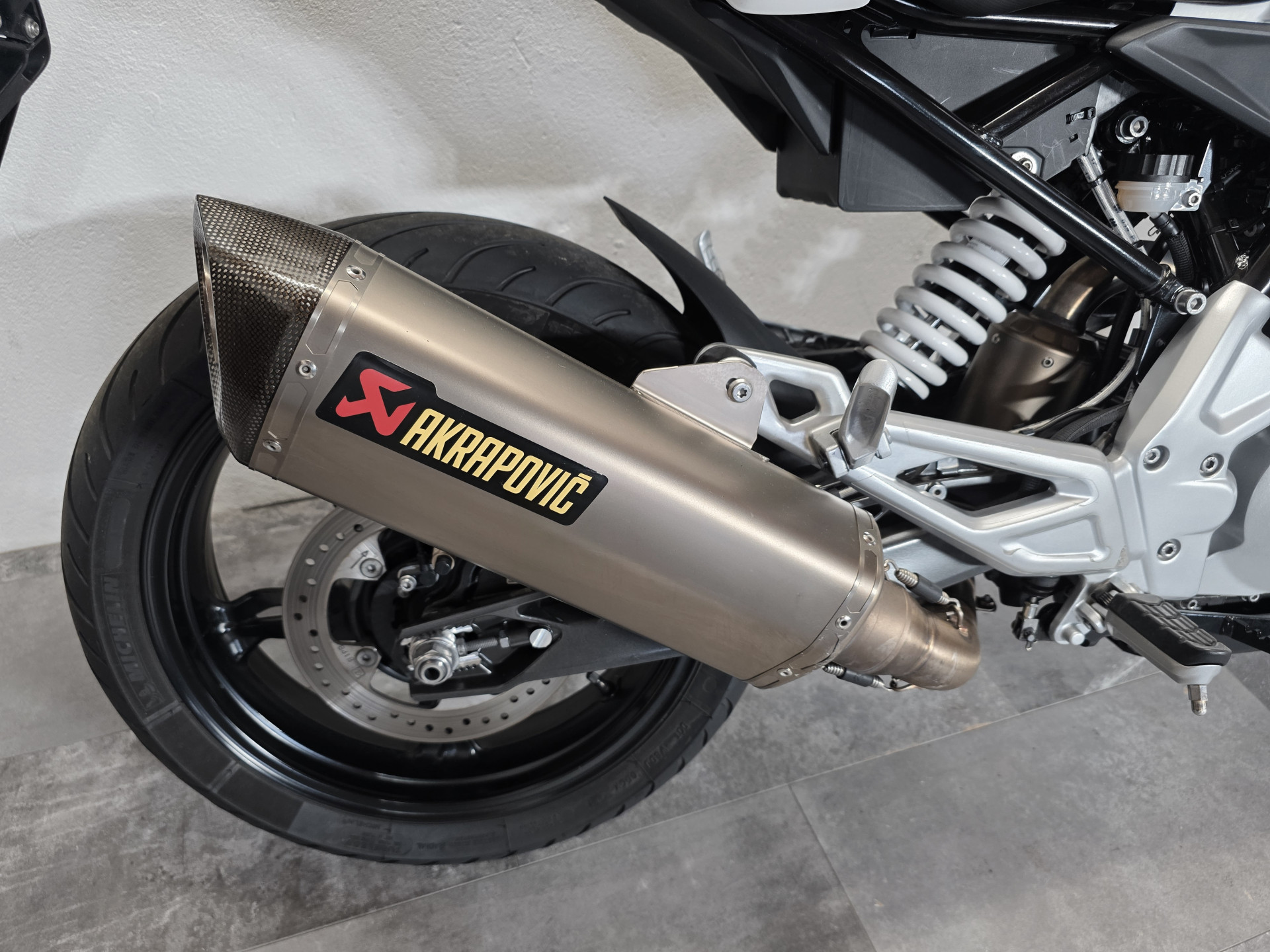 BMW G 310 R-image-5