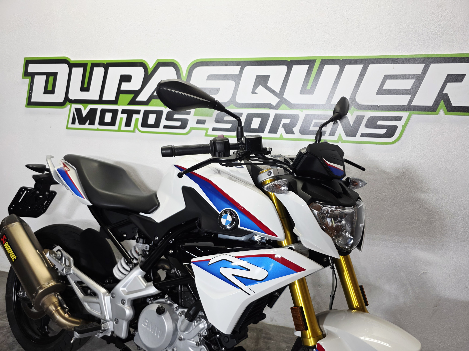 BMW G 310 R-showroom-element-3