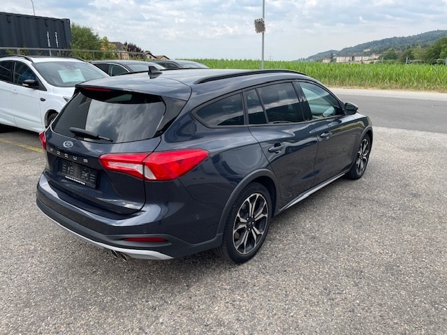 FORD Focus 1.0 SCTi Active-image-2