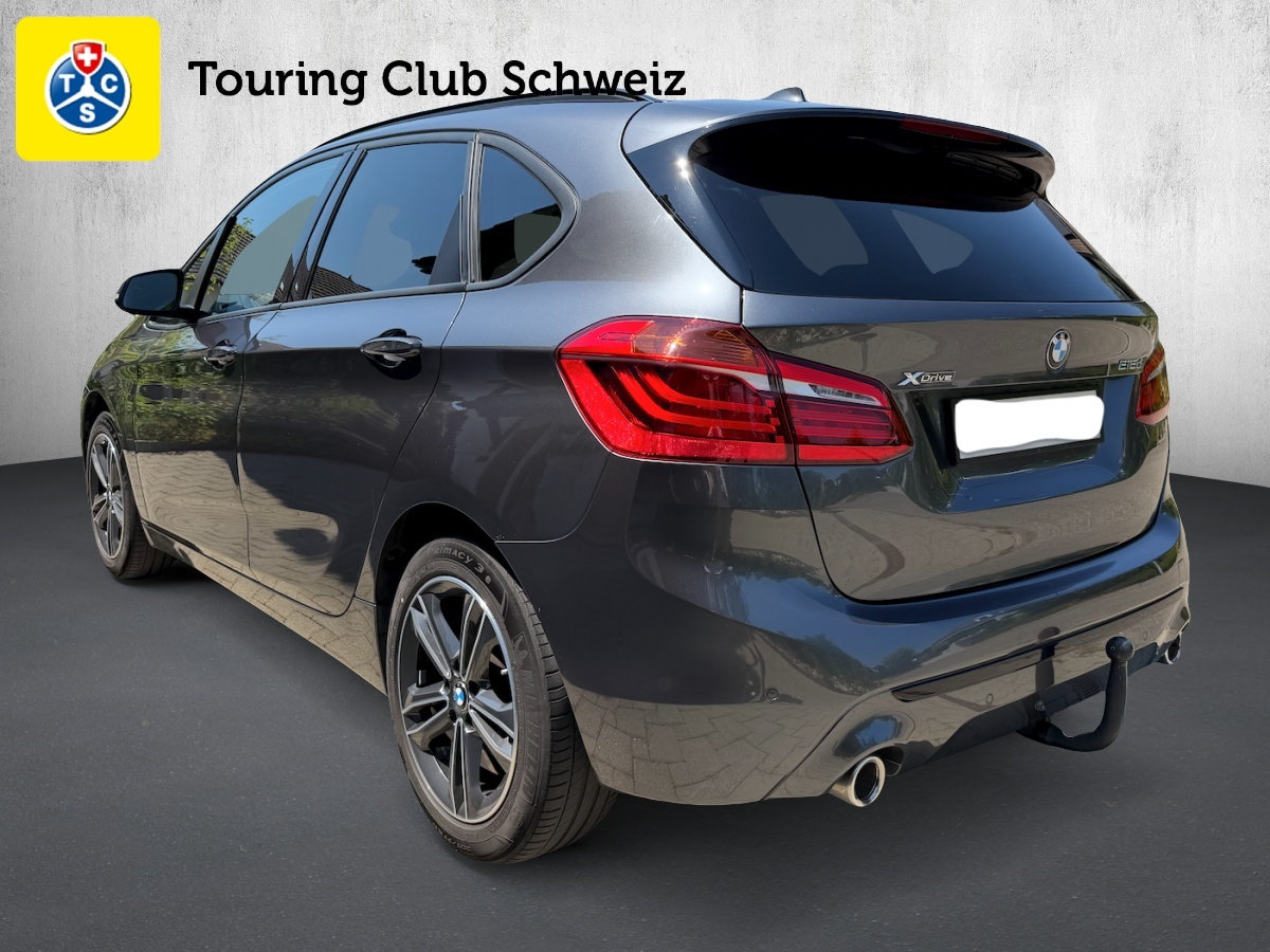 BMW 218d xDrive Active Tourer Steptronic Sport Line-image-2