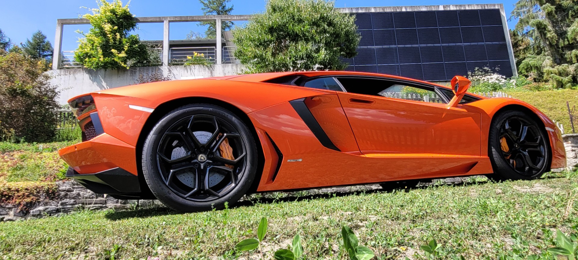LAMBORGHINI Aventador LP700-4 Coupé E-Gear