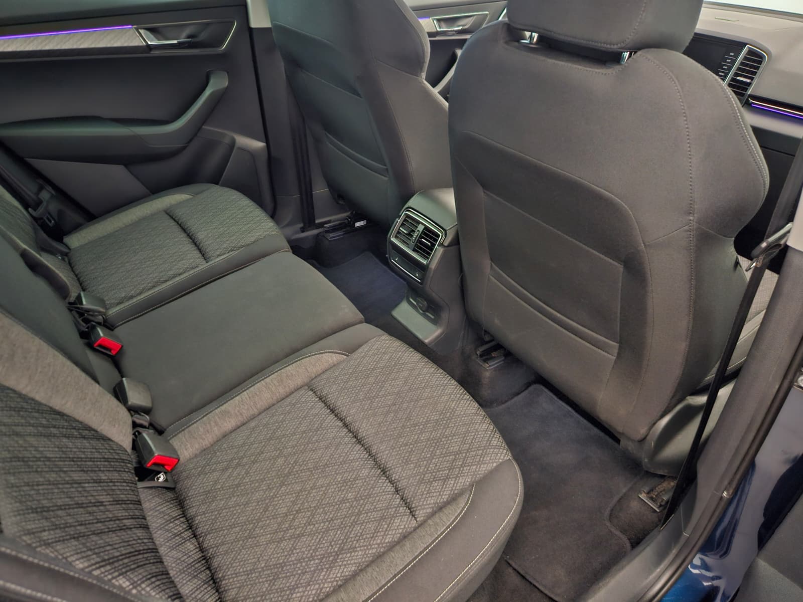 SKODA Karoq 1.5 TSI Style DSG-image-13