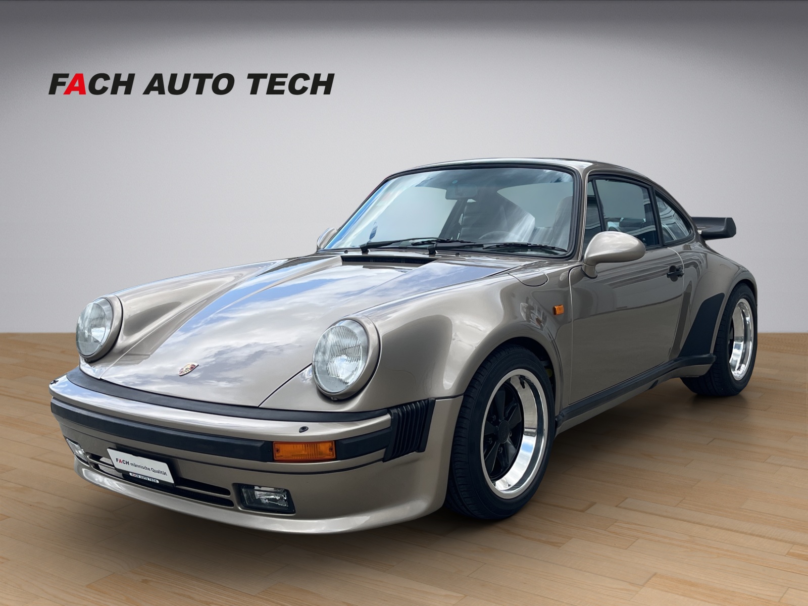 PORSCHE 911 (930) Coupé 3.3 Turbo-image-0