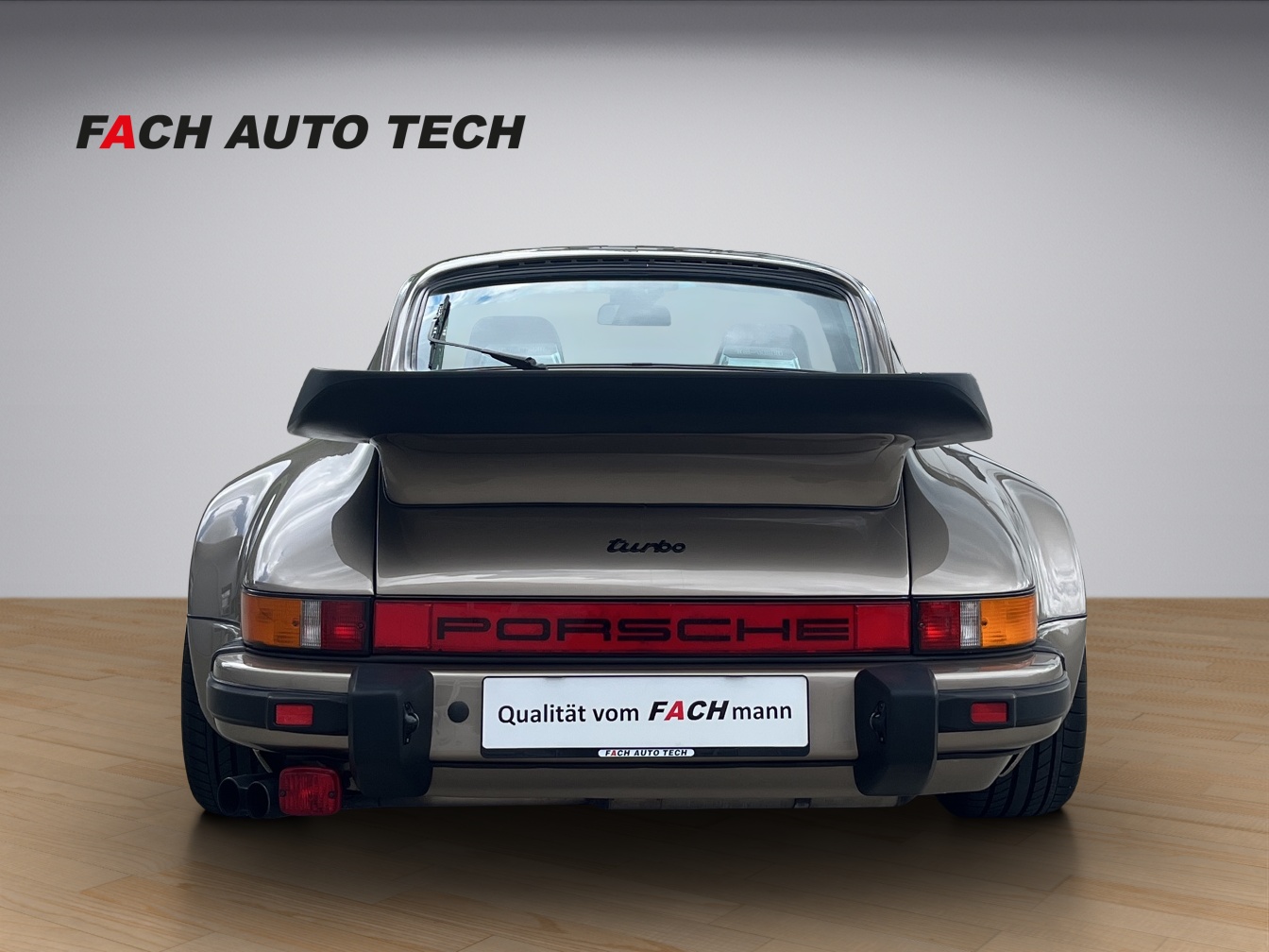 PORSCHE 911 (930) Coupé 3.3 Turbo-image-4