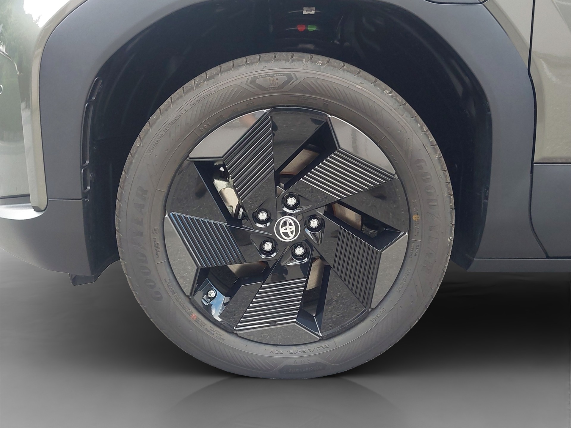 TOYOTA Urban Cruiser Trend AWD-image-14
