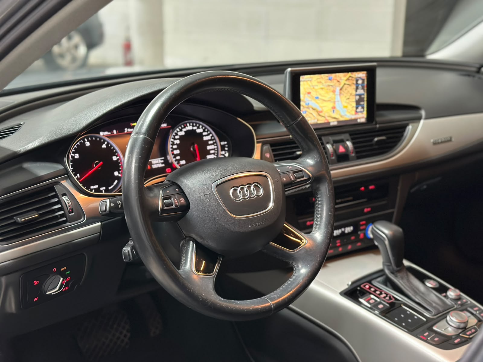 AUDI A6 Avant 3.0 TDI V6 Quattro S-tronic-image-8