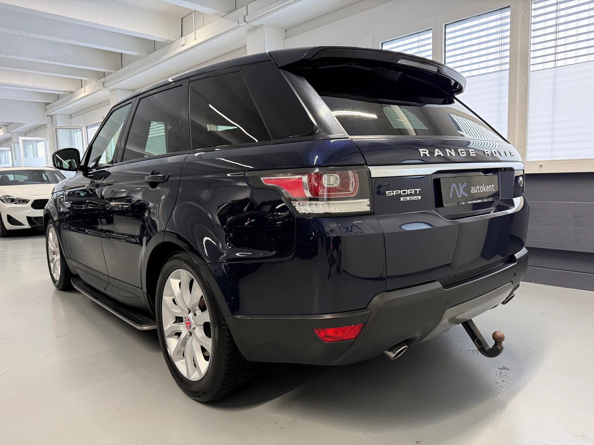 LAND ROVER Range Rover Sport 3.0 SDV6 SE Automatic-image-3
