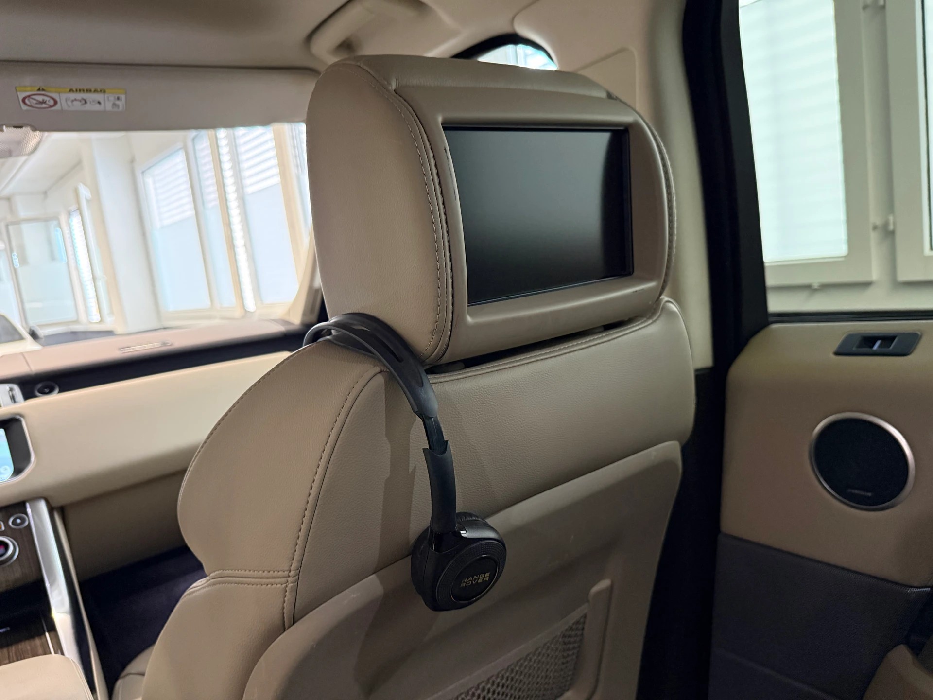 LAND ROVER Range Rover Sport 3.0 SDV6 SE Automatic-image-18