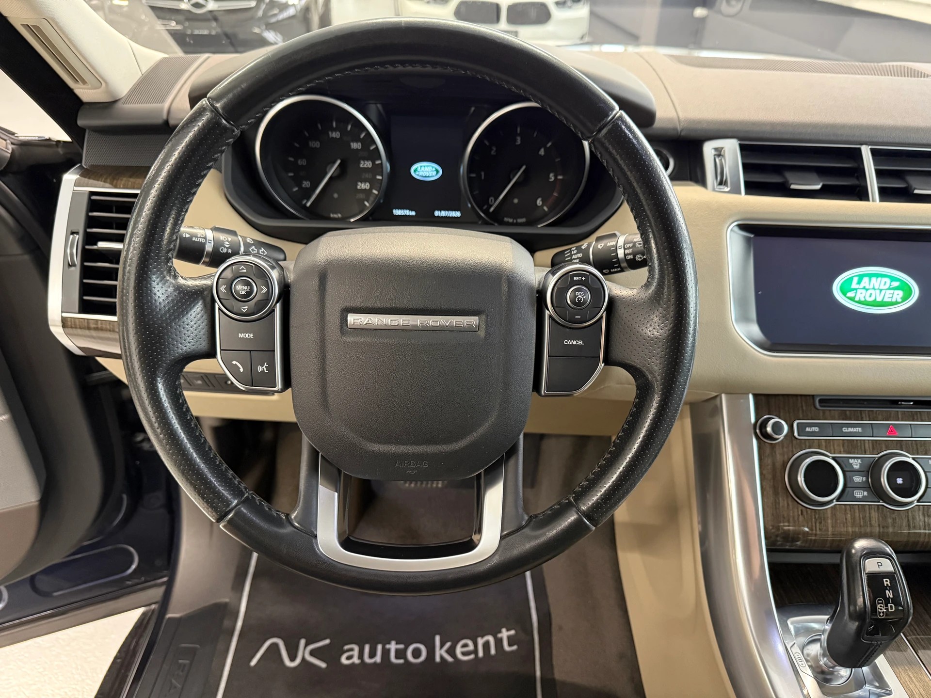 LAND ROVER Range Rover Sport 3.0 SDV6 SE Automatic-image-10